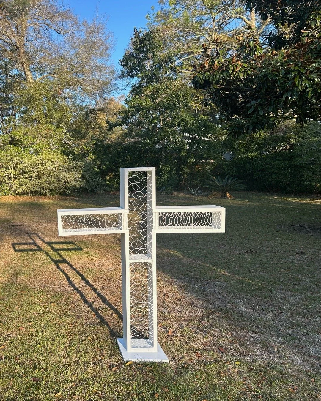 AN OLD TRADITION BROUGHT TO LIFE AGAIN

Bring your cut flowers on Easter Sunday and help decorate the beautiful Cross made by Mike Barker and Jim Morris! This beloved Easter tradition is one we just had to keep alive. Easter flowers on the Cross&mdas