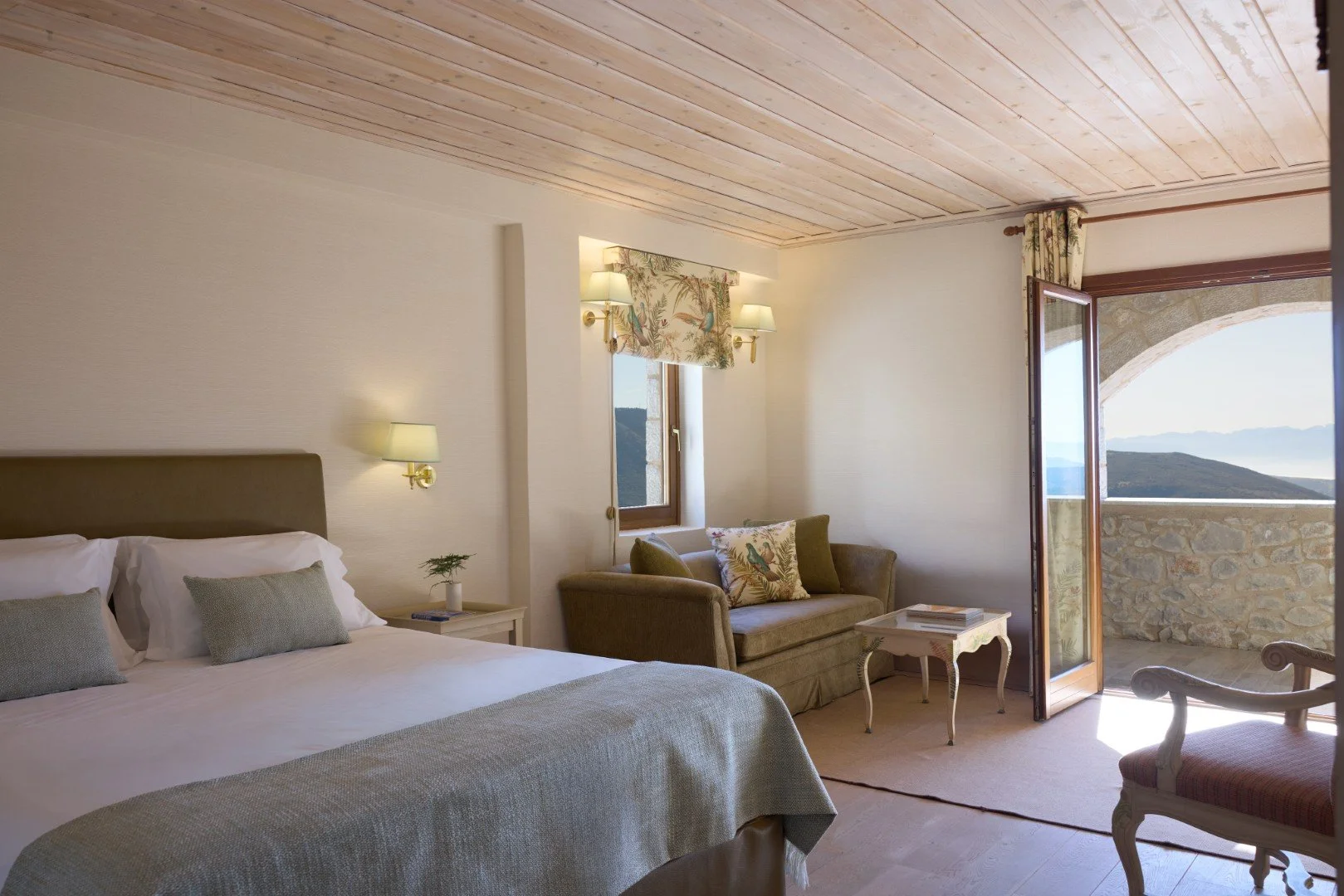 Santa Marina Arahova Resort & Spa-Junior Suite Mountain View  (Large).jpg