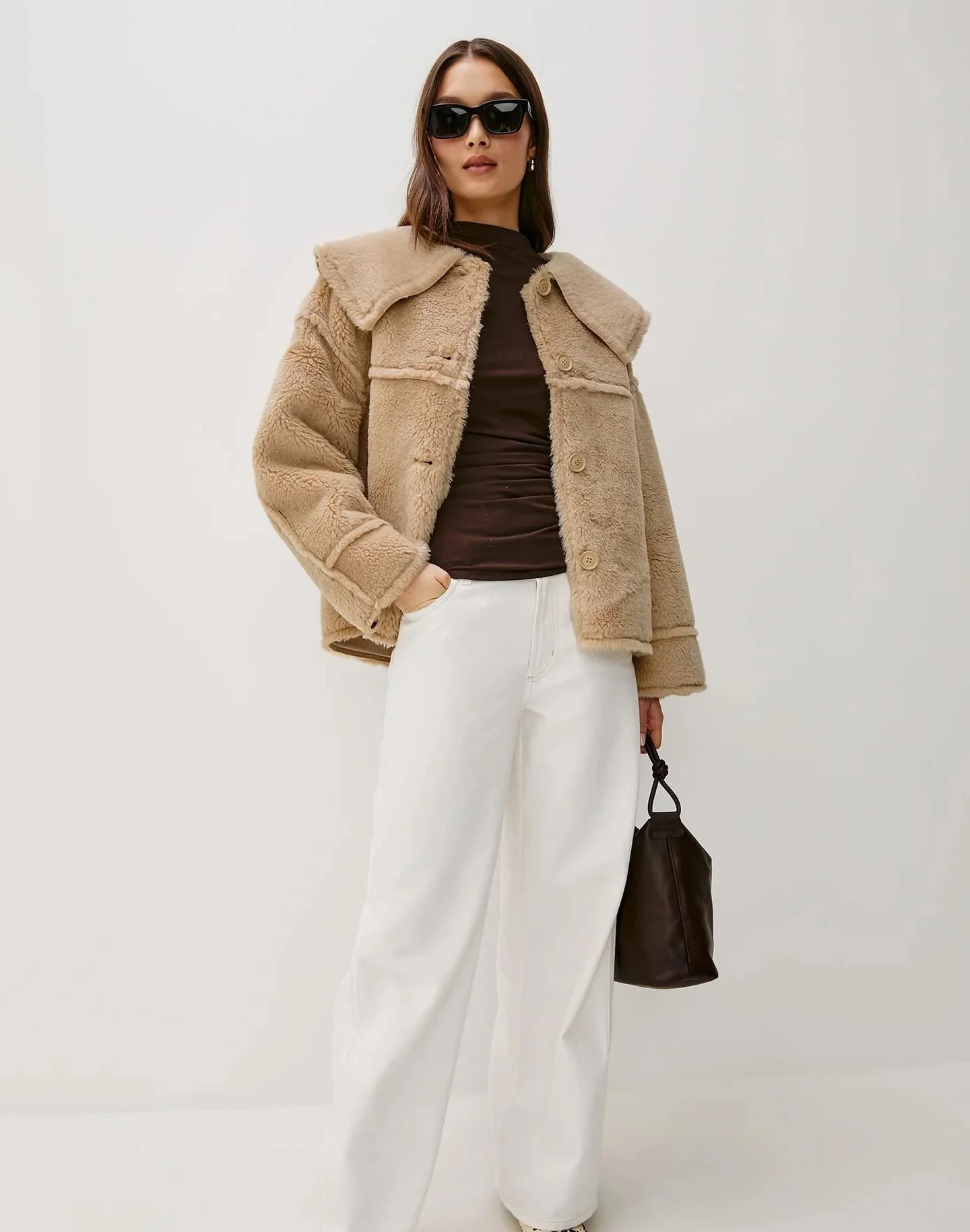 Wesson- En lun og god jakken fra @rails ❥ ❥
Åpent 10-17 i dag.
#railsclothing #fakeshearling #fallfashion #neozsandefjord