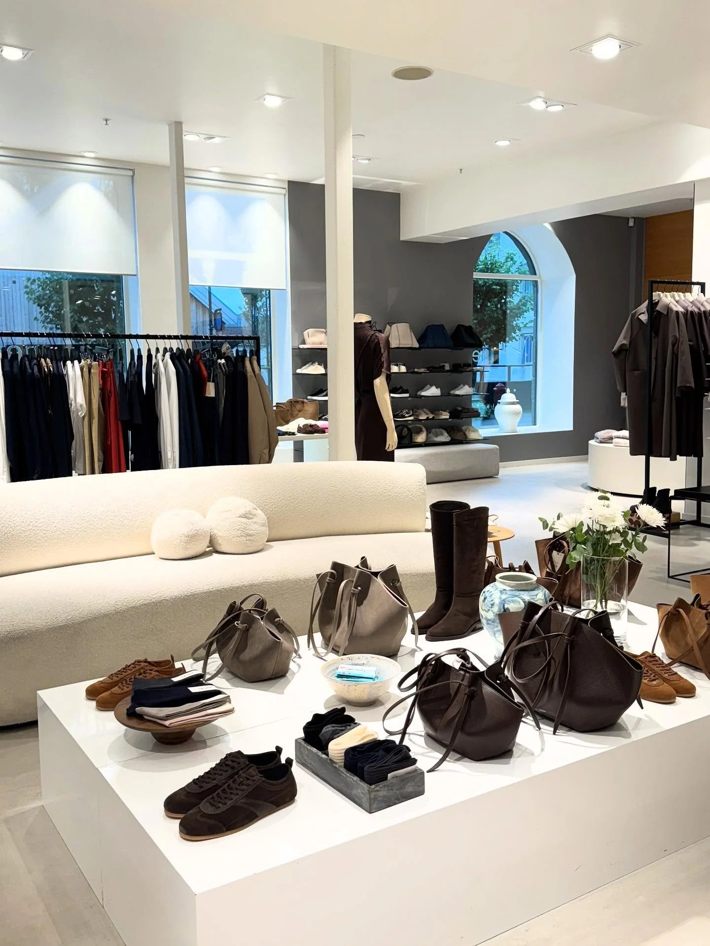 HØST - og mssse fine varer i butikken 🍁
Velkommen innom 10-17 i dag.