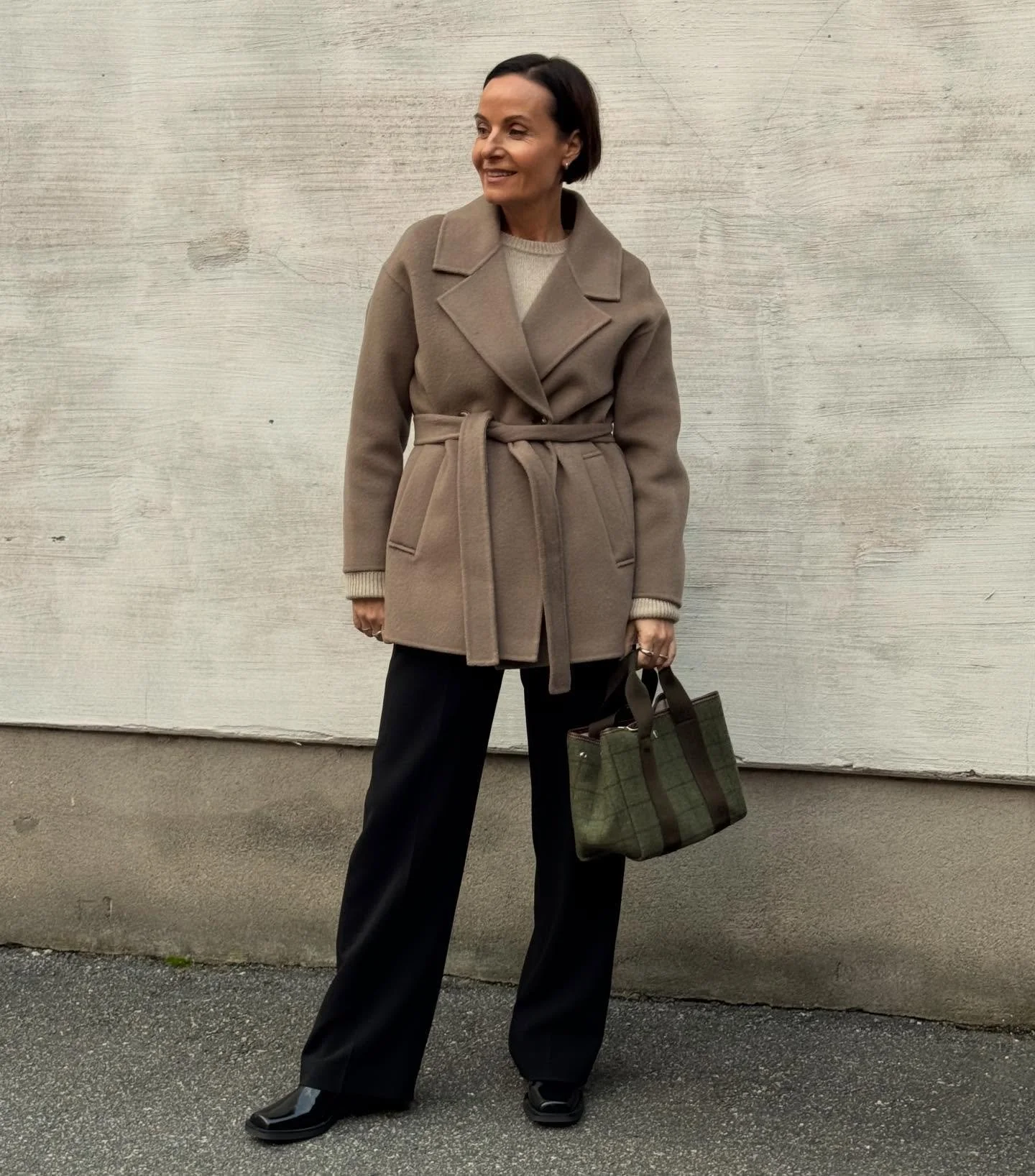 Ny uke🤍  Jakke fra The Curated  og favorittvesken fra Rue De Verneuil .

Velkommen innom 10-17 i dag.

#neozsandefjord #thecurated #ruedeverneuil #minimalism #timelessstyle