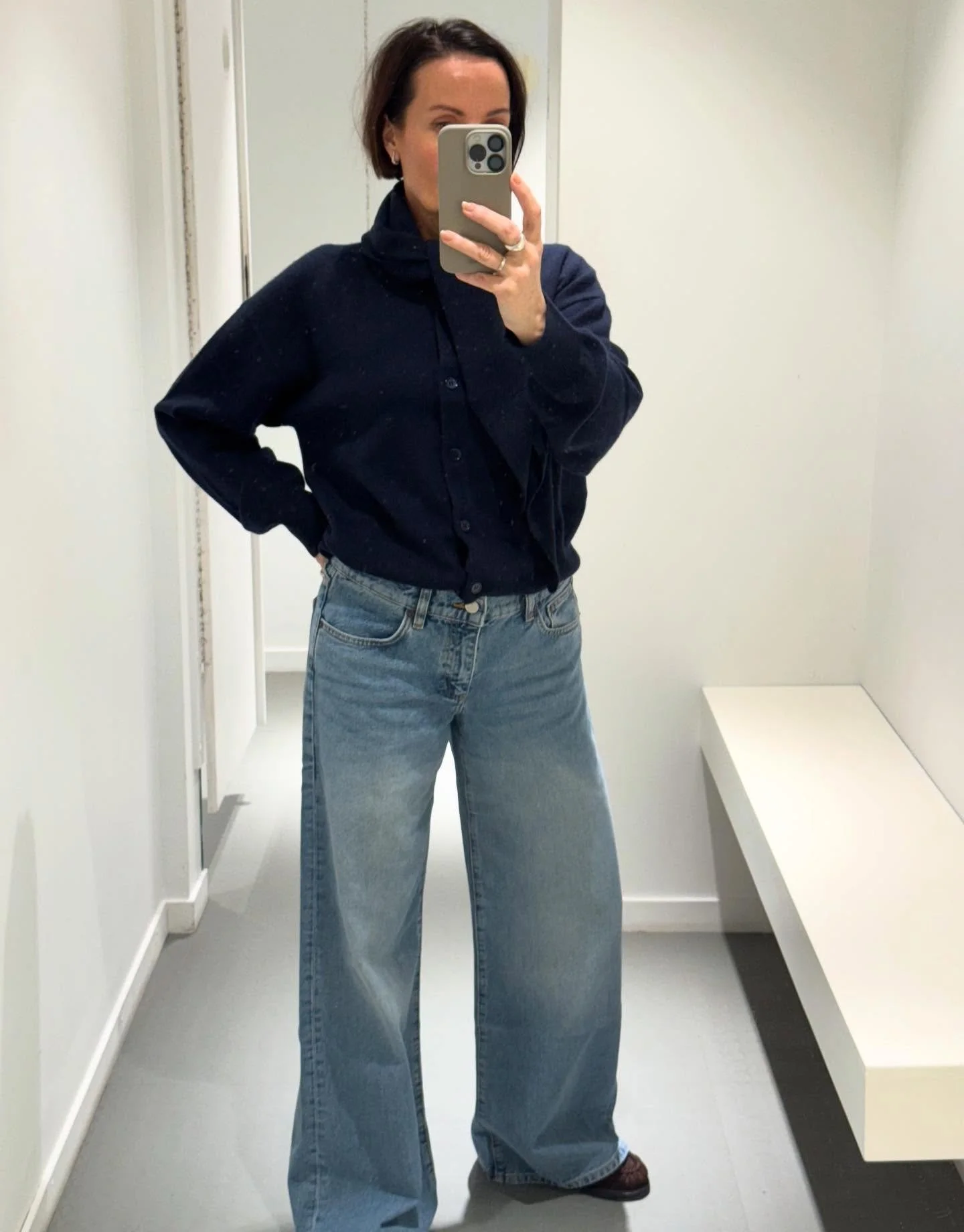 NYHETER i bl&aring;toner 💙
Mawei kasjmir cardigan og skjerf &bull; Kyoto jeans fra Jeanerica.

Velkommen innom 10-18 i dag!

#mawei #cashmerelove #jeanerica #neozsandefjord