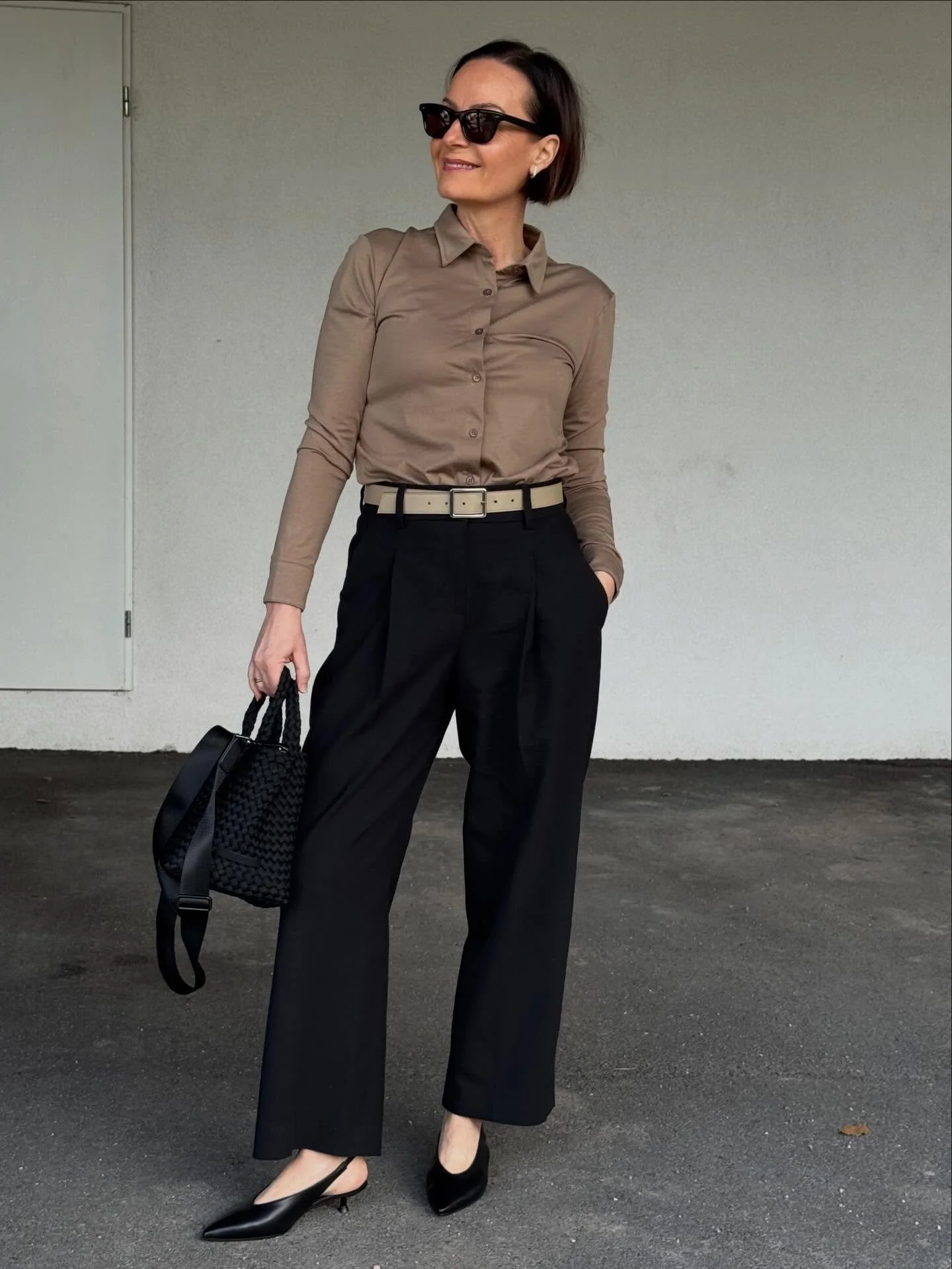 Uanstrengt og enkelt🤎Jersey skjorten Ella fra Anonym og bukse fra Seductive.

Velkommen innom 10-16 i dag.

#anonym #seductive #bukela #maisonboinet #neozsandefjord