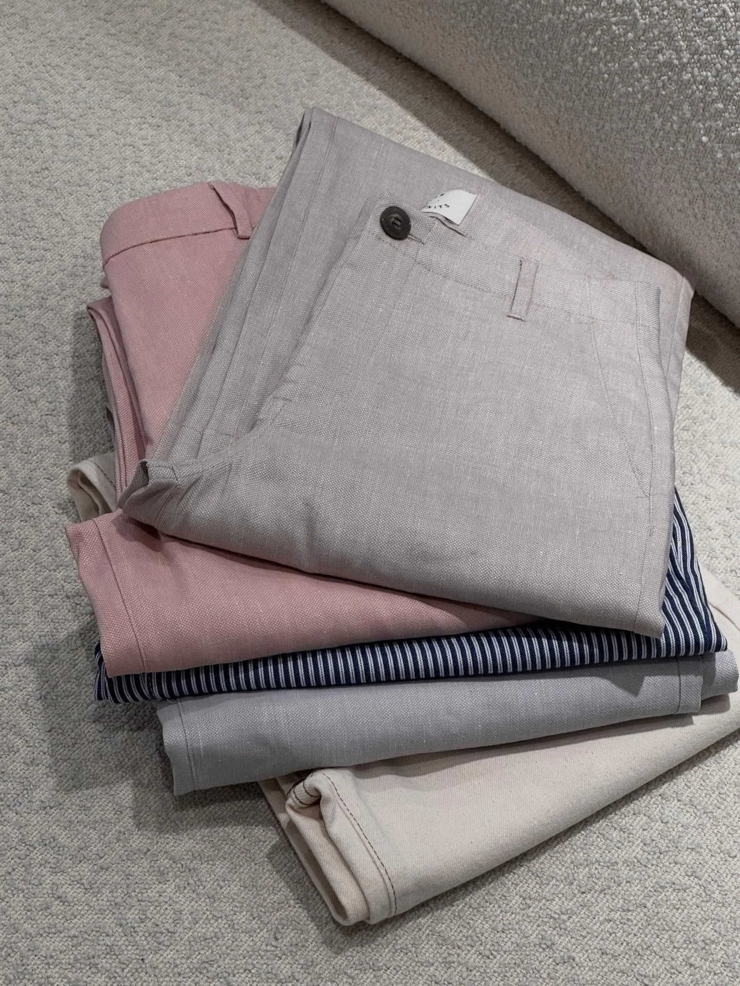 V&aring;rens bukser fra Fiveunits 🌱 

Velkommen innom 10-17 i dag!

#fiveunits #springcollection #neozsandefjord