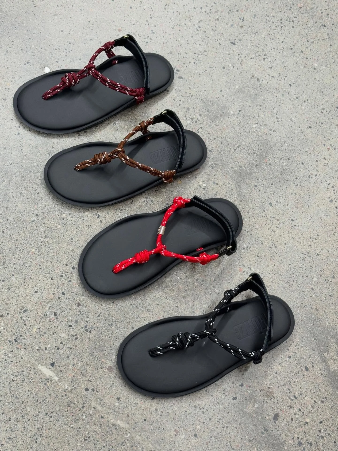 Fl&ograve; fra @flowze_italy ✔️
Sandaler med gode s&aring;ler og snorer for et sporty og lekent uttrykk.

Velkommen innom 10-17 i dag.