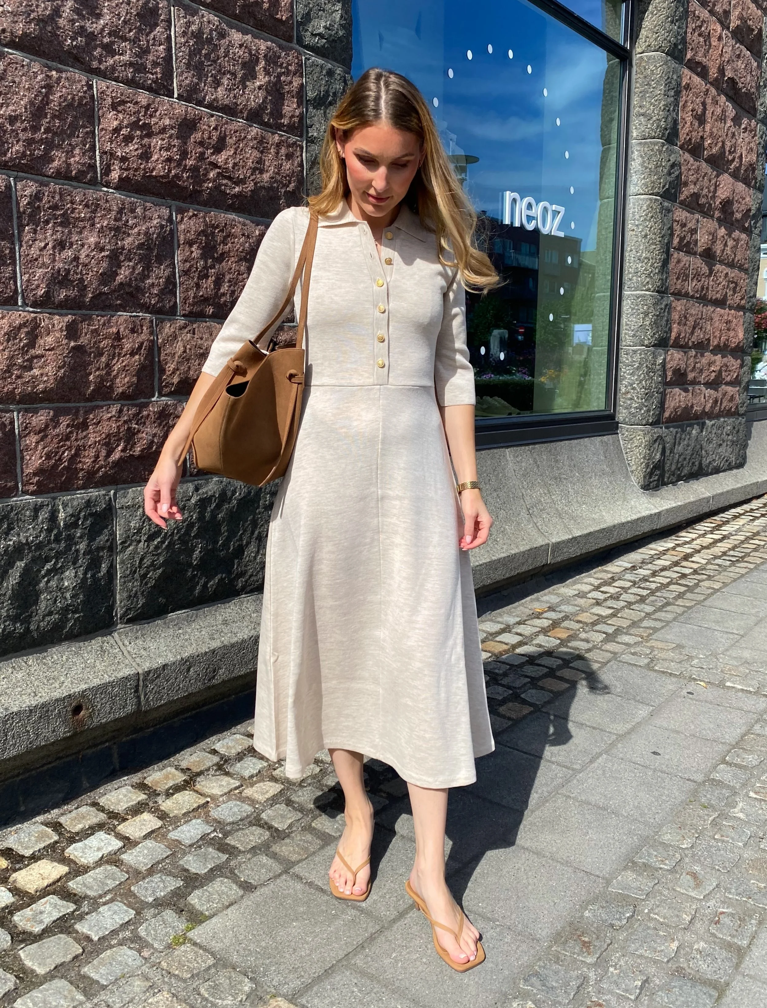 Nydelig sensommer i kjole fra Stenstr&oslash;ms! 🤍

Velkommen innom 10-18 i dag.

#stenstr&oslash;ms #yuzefi #tkees #timelessluxury #neozsandefjord