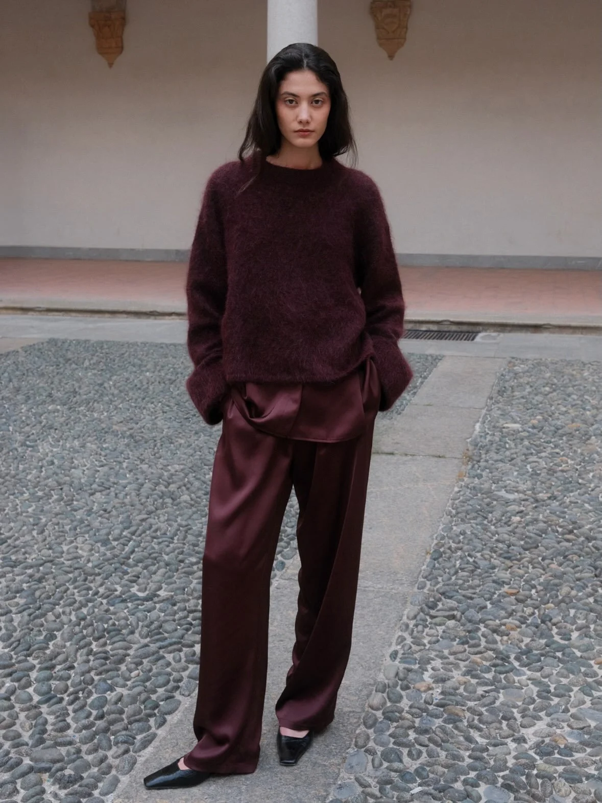 Nyheter fra @worldofstylein er pakket opp! Kom innom &aring; se utvalget 🥀 &Aring;pent 10-17 i dag.

#stylein #fallfashion #timelessstyle #neozsandefjord