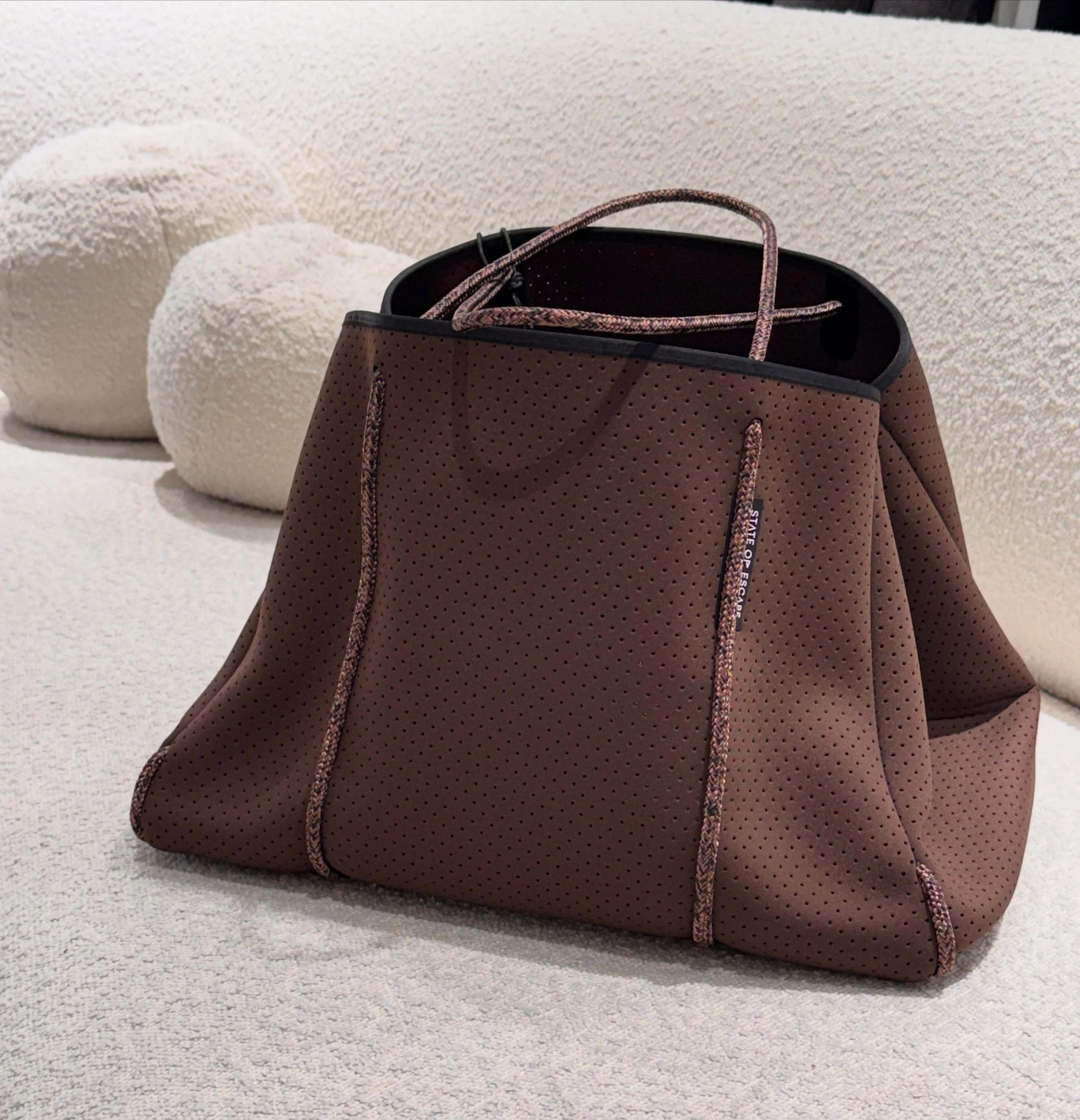 Escape Tote i fargen Spice har endelig kommet🤎

Velkommen innom 10-18 i dag.

#stateofescape #neoprenebag #neozsandefjord