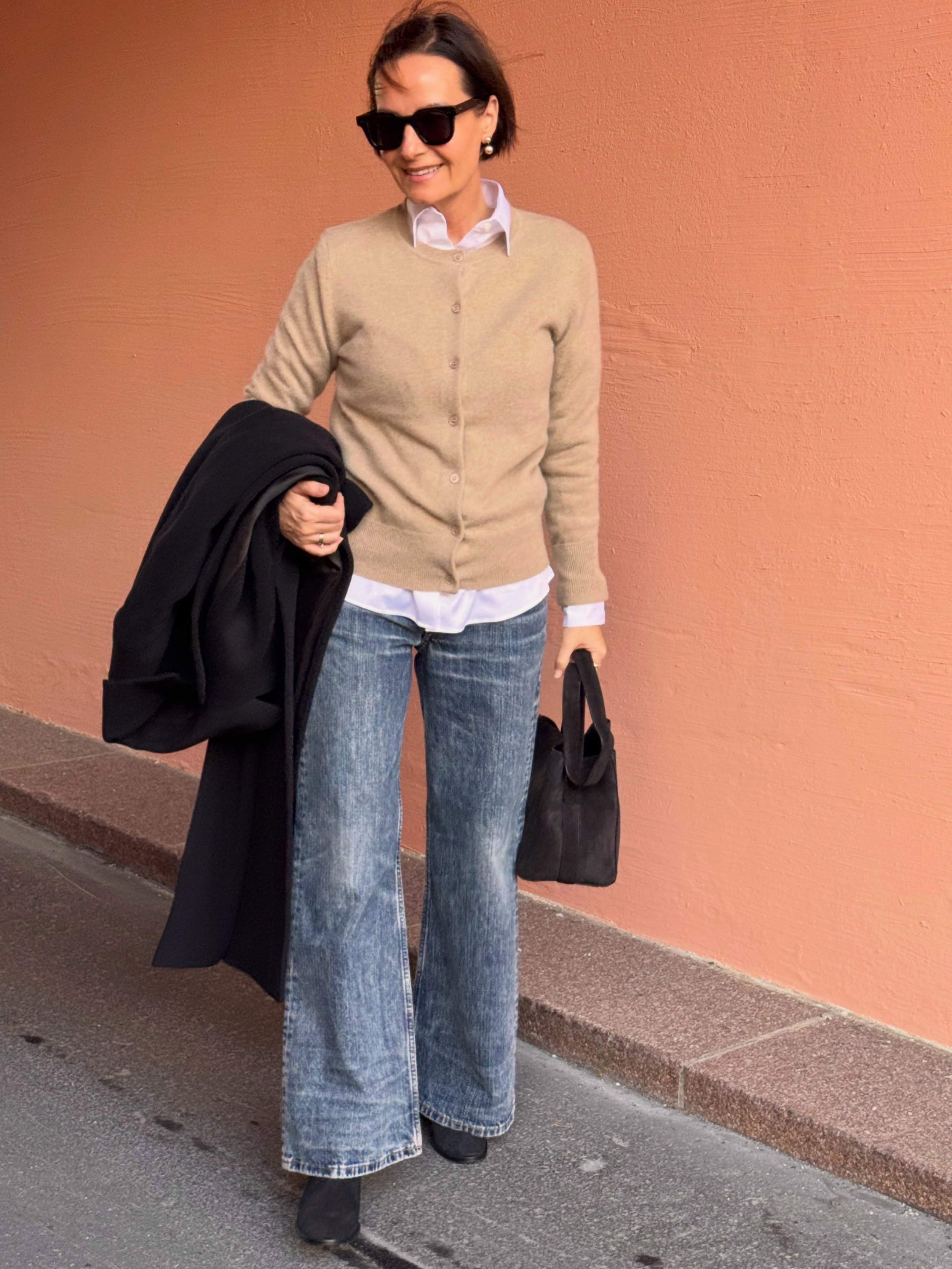 🍂 Mawei cashmere cardigan &bull; Kyoto fra Jeanerica &bull; Stenstr&oslash;ms skjorte &bull; Jim Rickey veske.

Velkommen innom 10-17 i dag.

#mawei #jeanerica #stenstr&oslash;ms #jimrickey #neozsandefjord