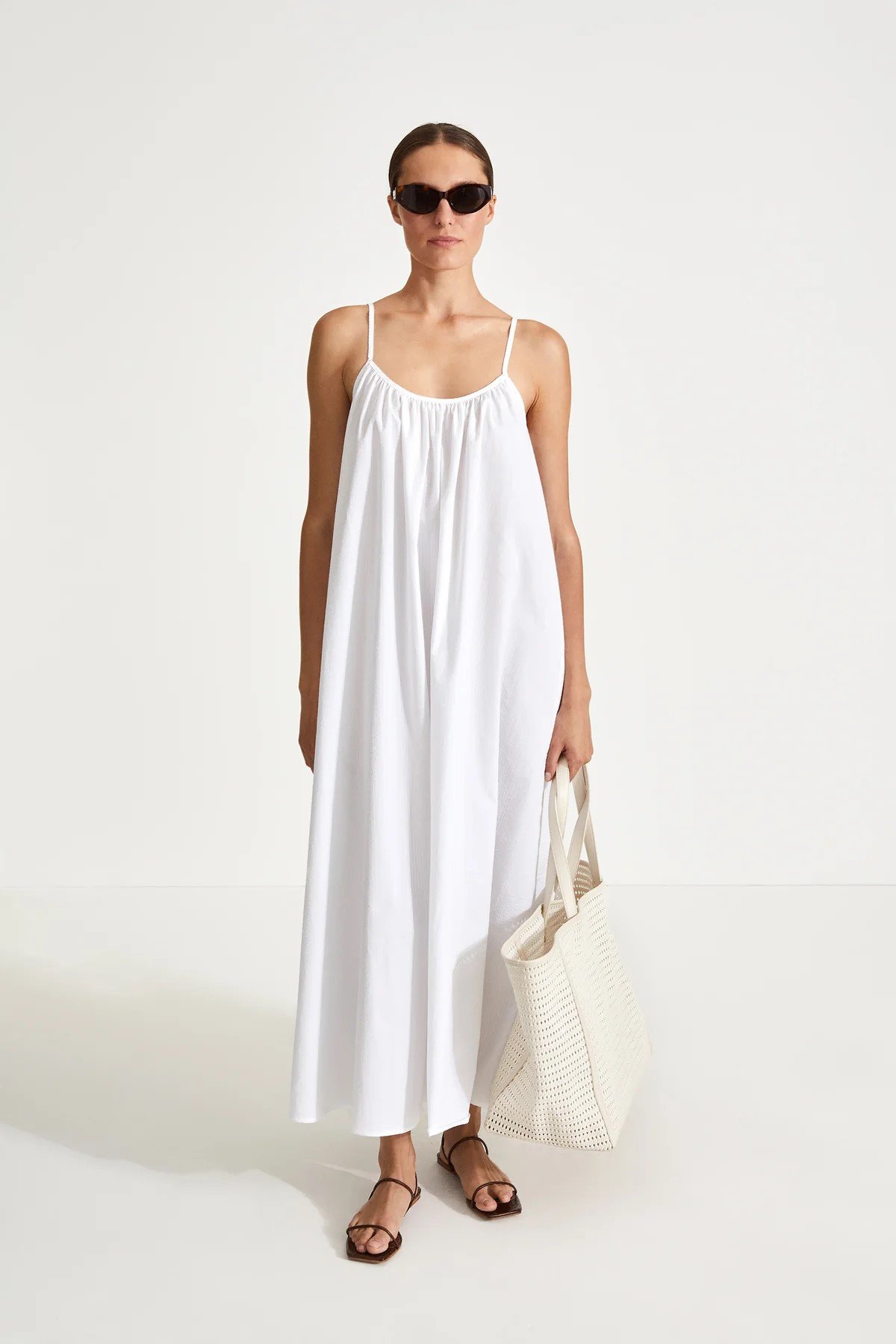 stylein-minimalistic-scandinavian-timeless-swedish-design-womenswear-classics-classic-cotton-dress-molina-white._1200x.jpeg