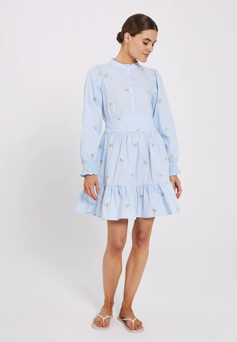 Miluna_embroidery_dress-Dresses-11862740-Light_blue_w._embroidery_800x.jpeg