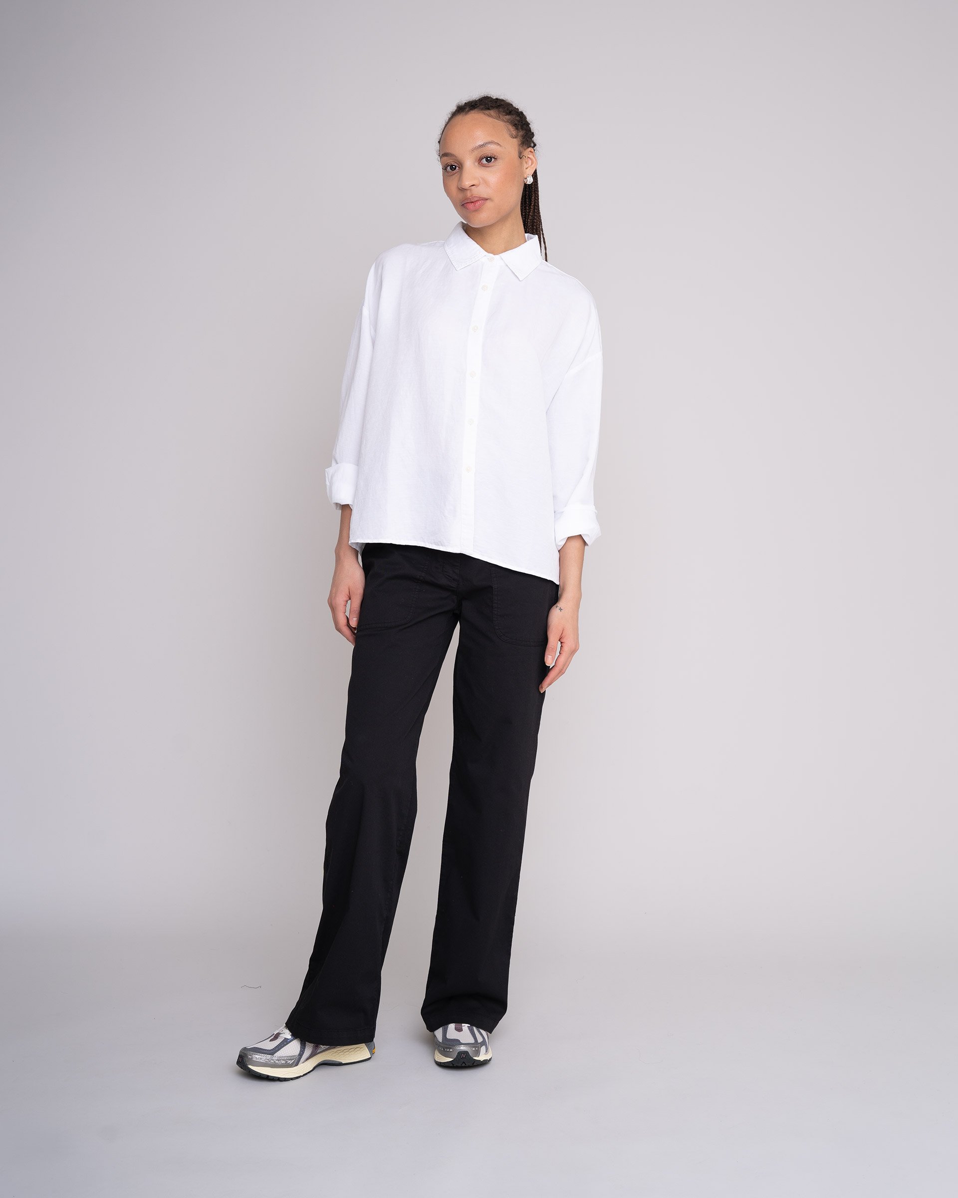 SS24-Hanna-Short-2010-White-1.jpg