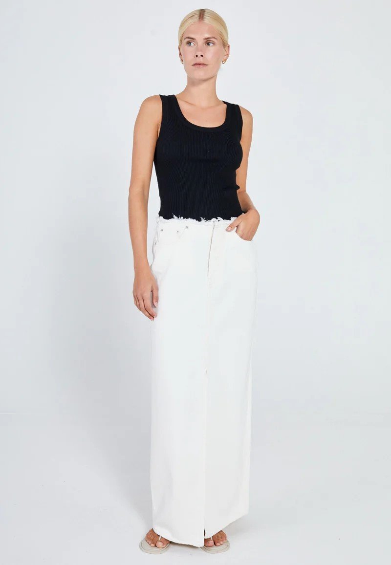 Ninni_raw_denim_skirt-Skirts-11862780-White_wash_800x.jpeg