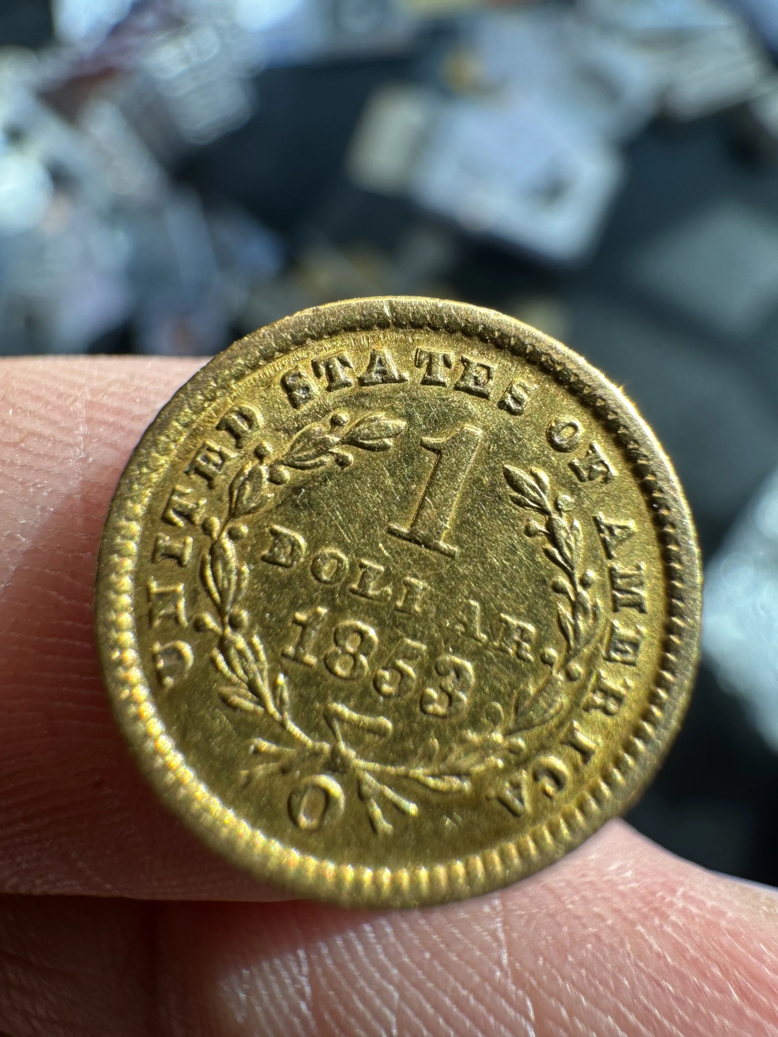 Coin Dealer vs Pawn Shop: Where Should You Sell Your Coins?