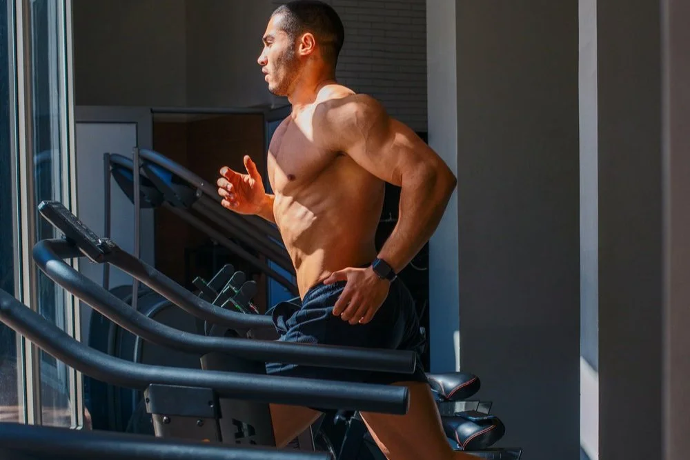 Caminar vs Correr para perder grasa ¿Qué es mejor?