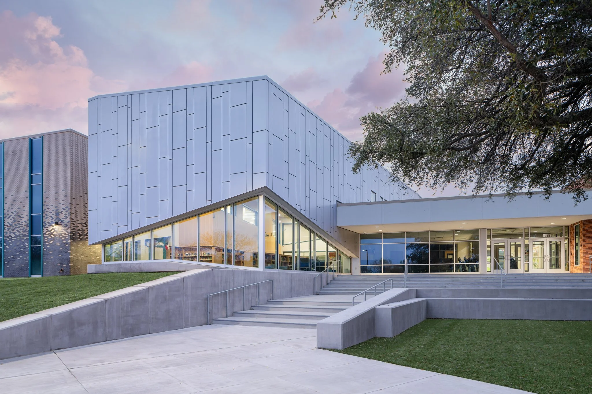 best-dallas-fort-worth-austin-architecture-photographer-002_fb.jpg