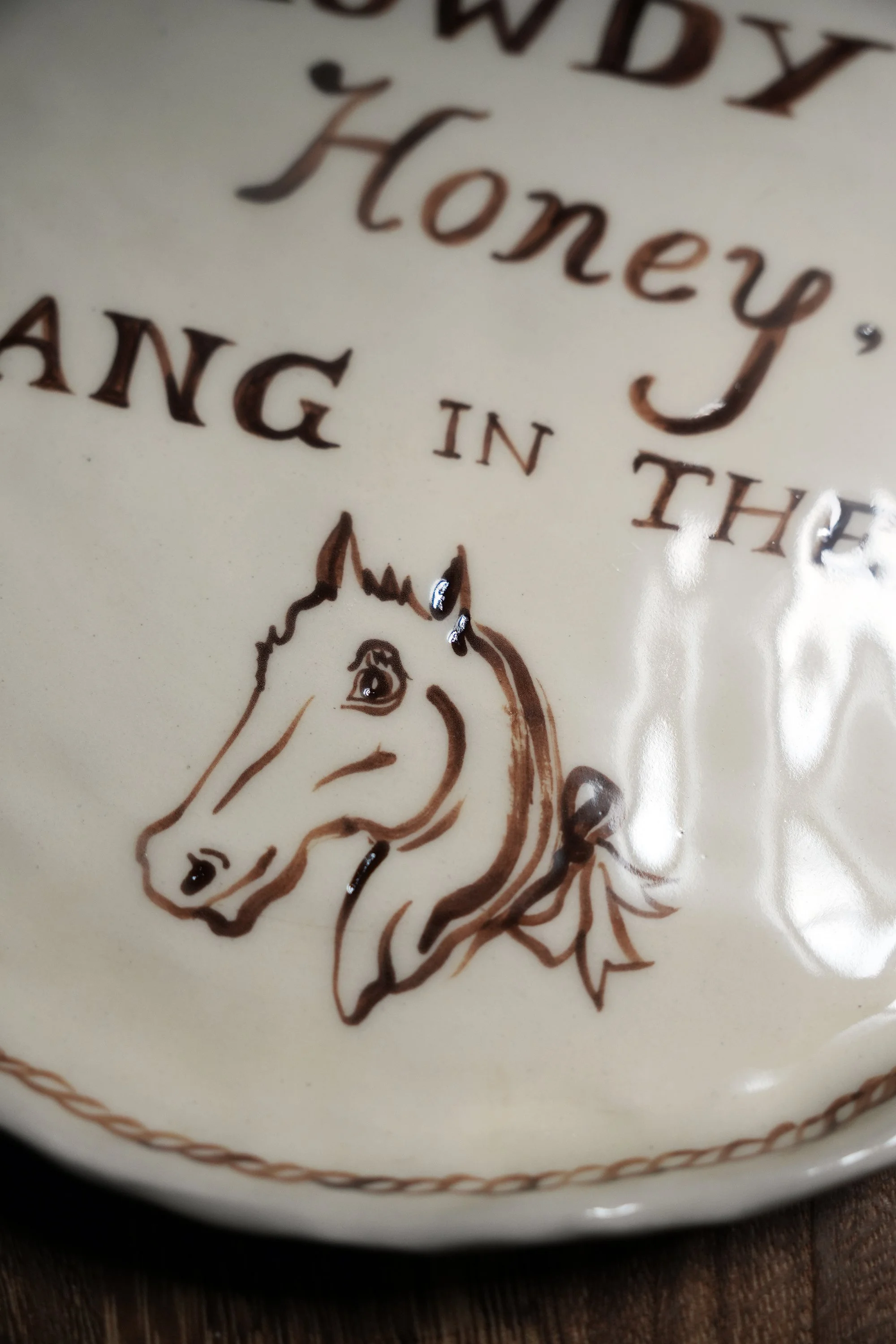 Handpainted horse Cowboy Crockery Plate.jpg