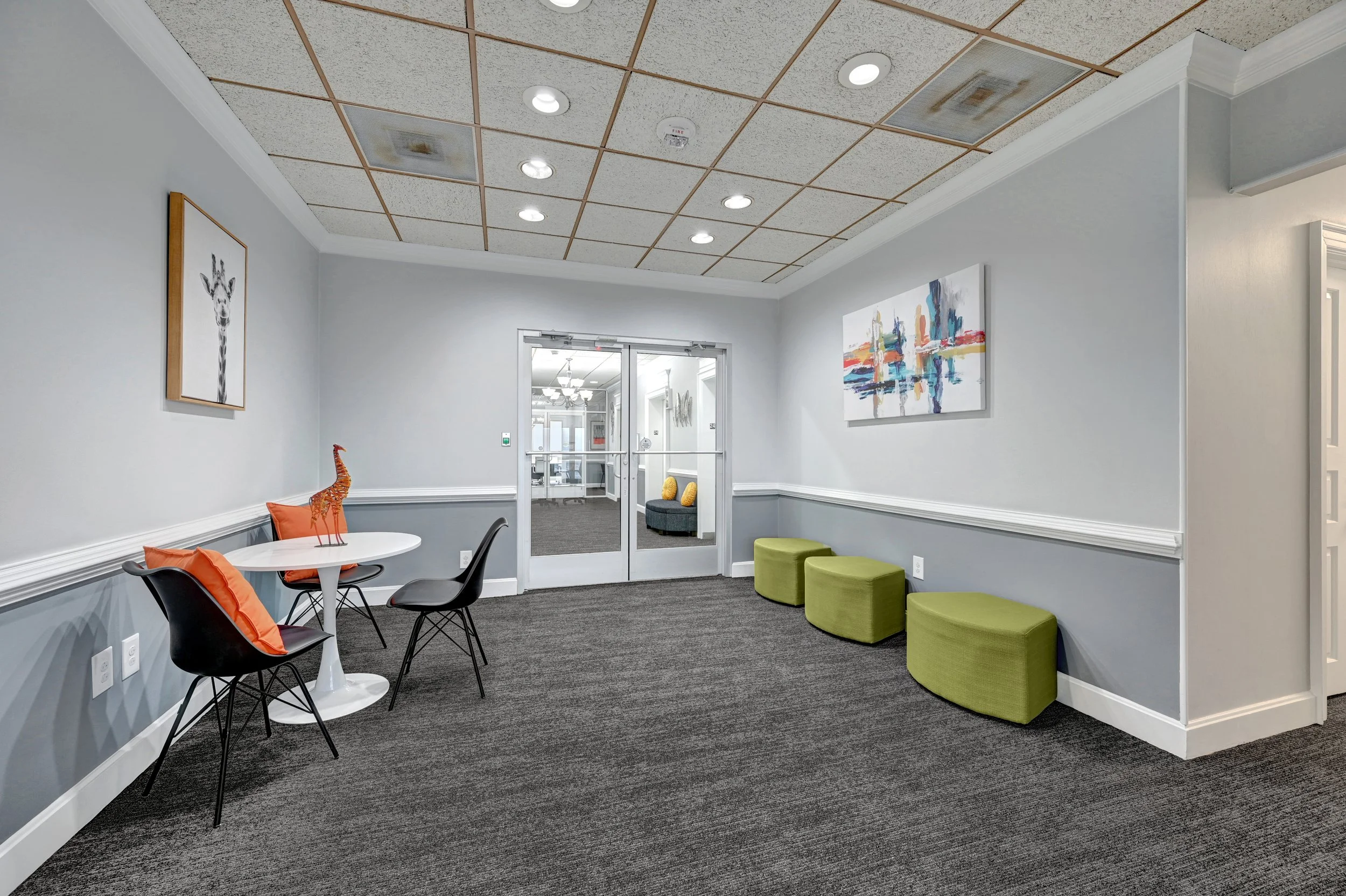 Winston Tower Suites - Office & Coworking Space