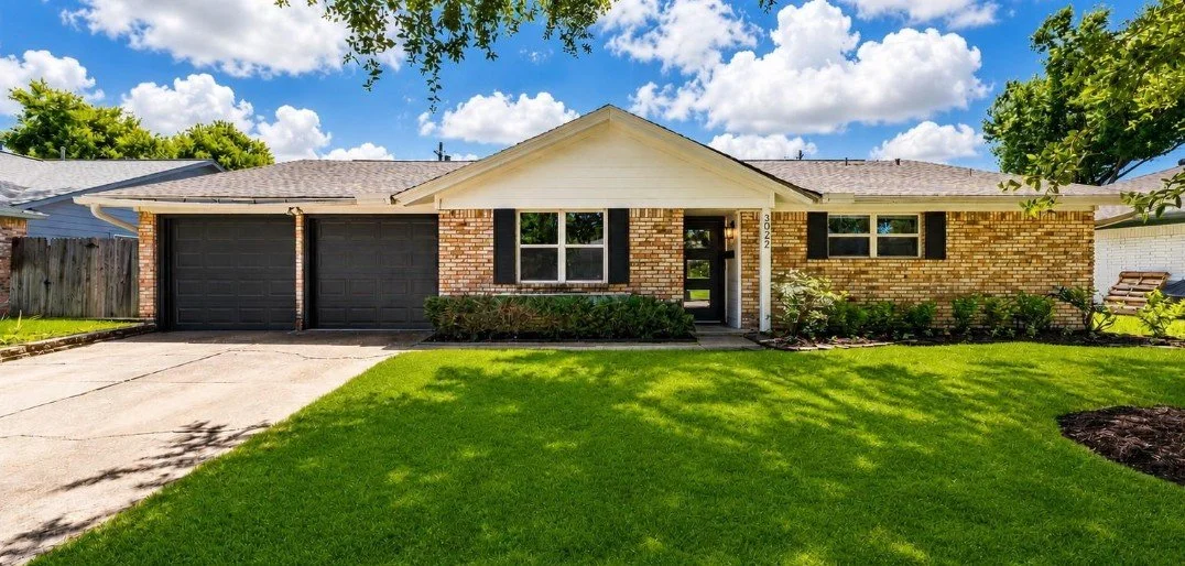 SHEPHERD FOREST RANH STYLE HOME THAT SOLD IN A WEEK