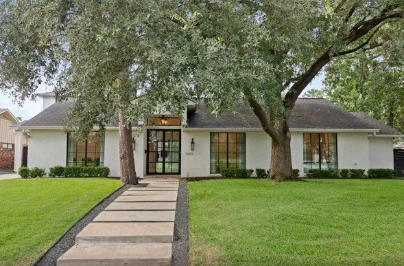 REAL ESTATE STAGING IN HOUSTON, TEXAS