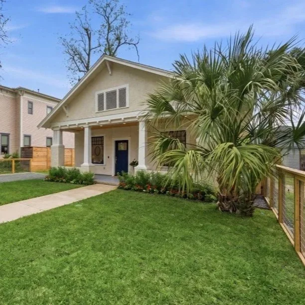 HOUSTON HEIGHTS BUNGALOW