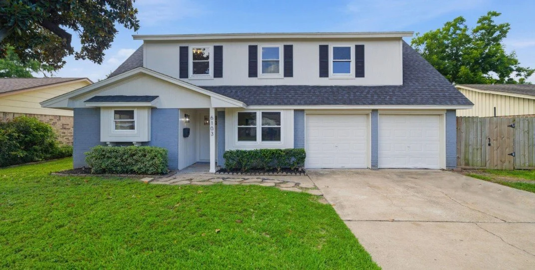 OAK FOREST STAGED HOME