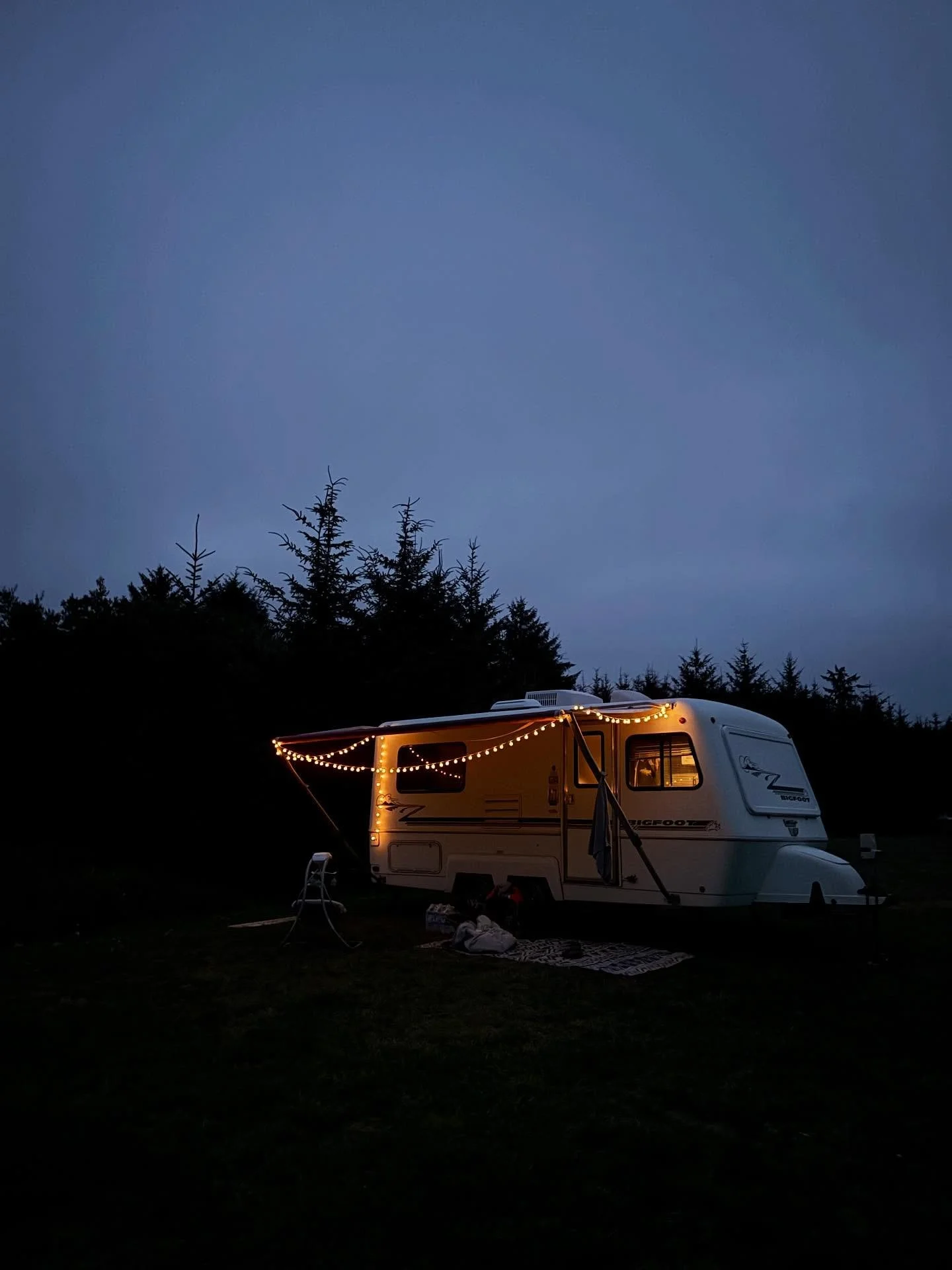 If I can plan for and survive a camping road trip with two under two, I can definitely handle your wedding day✨

Our first trip with our camper (and our first trip as a family of four) was messy, hilarious, and so worth it. Being outside together rem