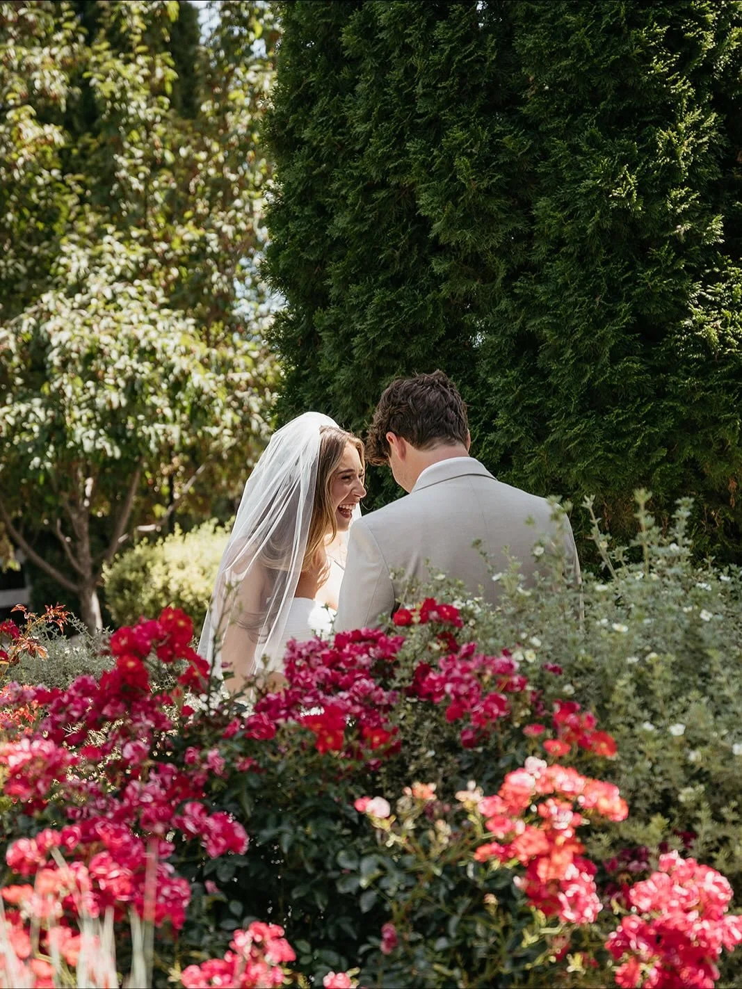 8.9.25 | Sydney + Quinn

Sydney and Quinn&rsquo;s wedding was pure summer magic &ndash; not just the vibrant colors or ice cream truck, but the joy and personal touches that made it completely them. It was the kind of wedding that just felt good from