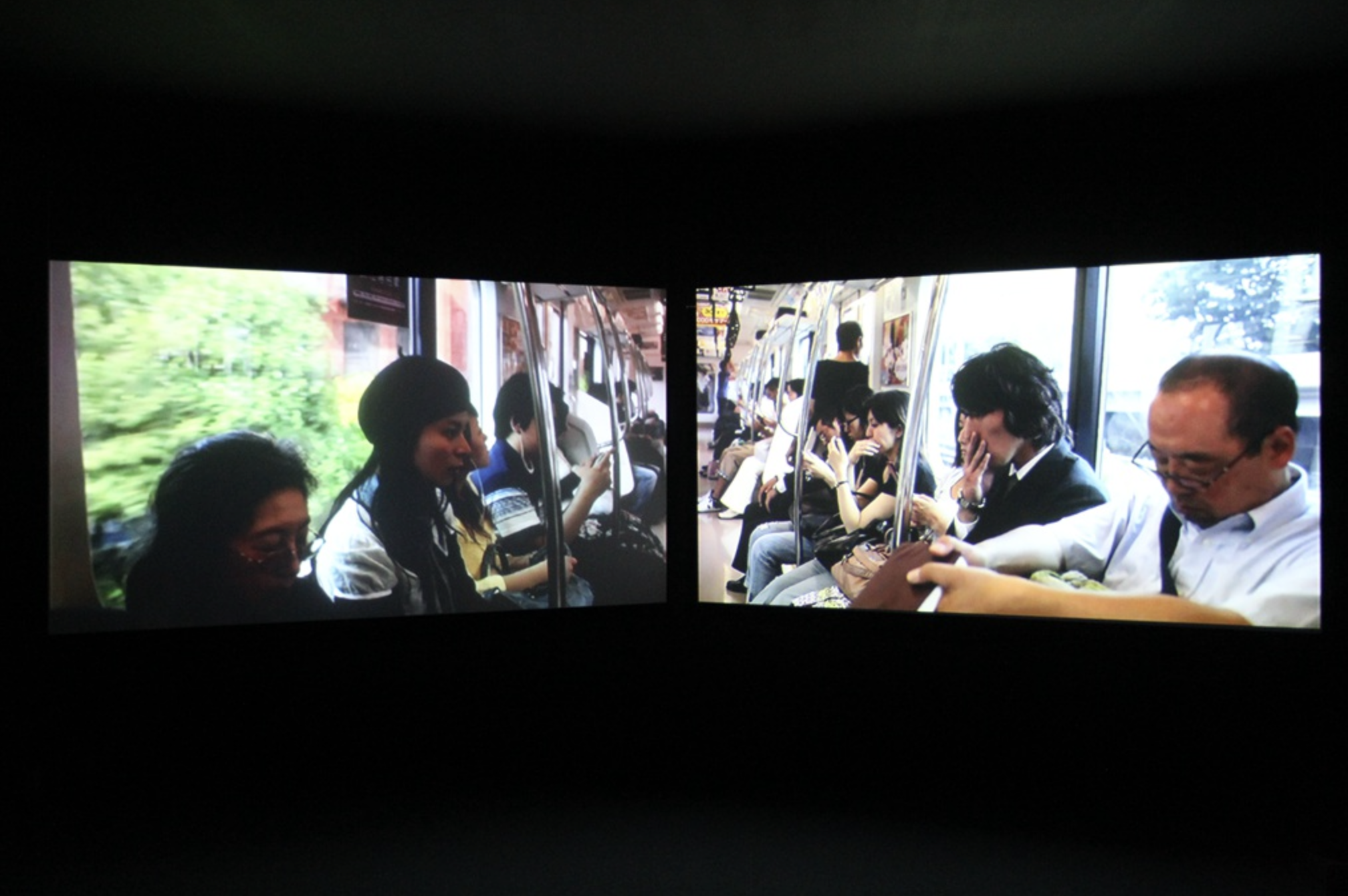 Meiro Koizumi, Theatre Dreams of a Beautiful Afternoon, 2 channel HD video installation, 10min30sec, 2010- 2011