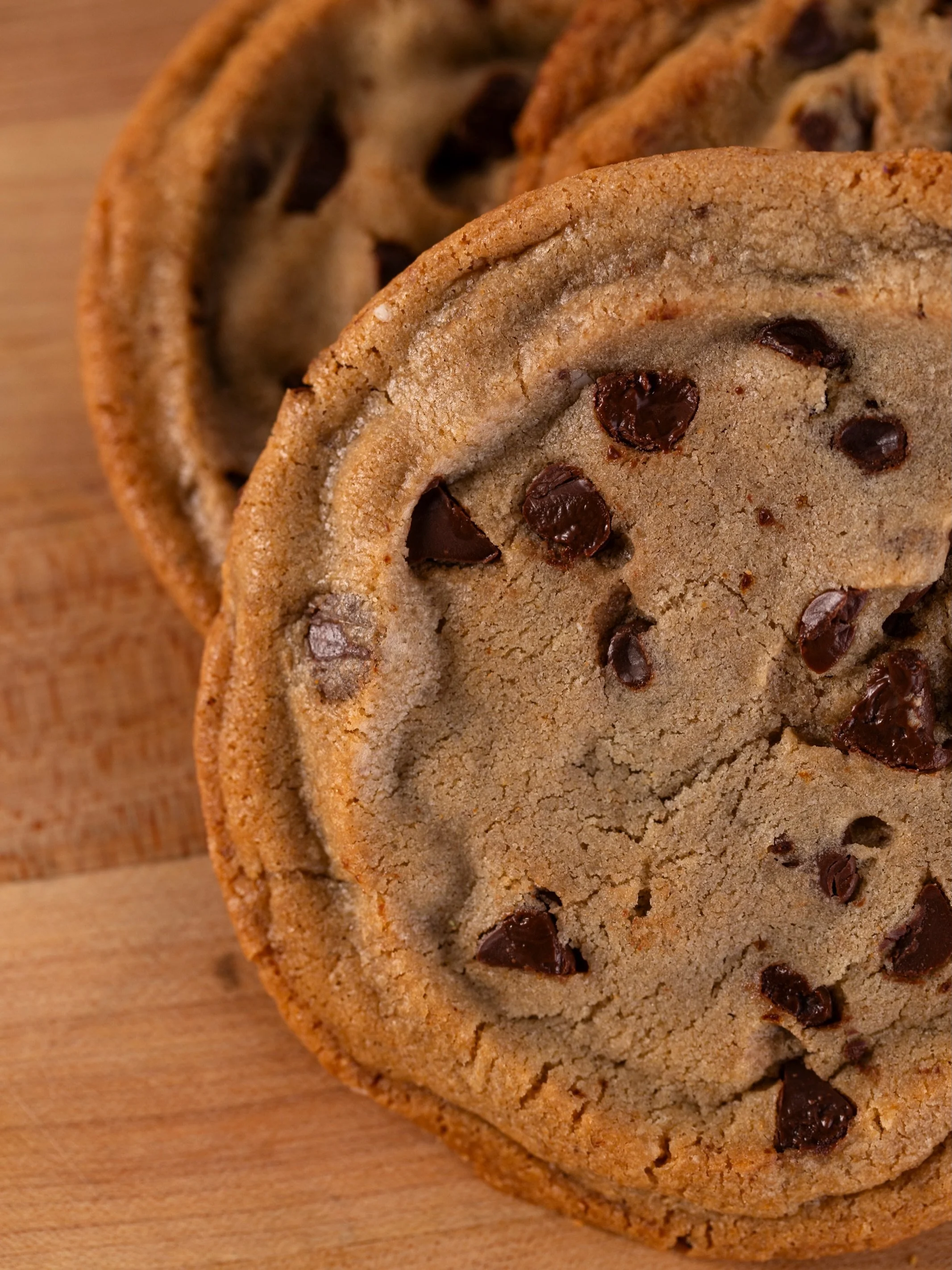 I chip you not, these are the best chocolate chip cookies 🍪 

#buddhabowlsandrolls #nationalchocolatechipday #chocolatechipcookie #cookies #brownbuttermiso