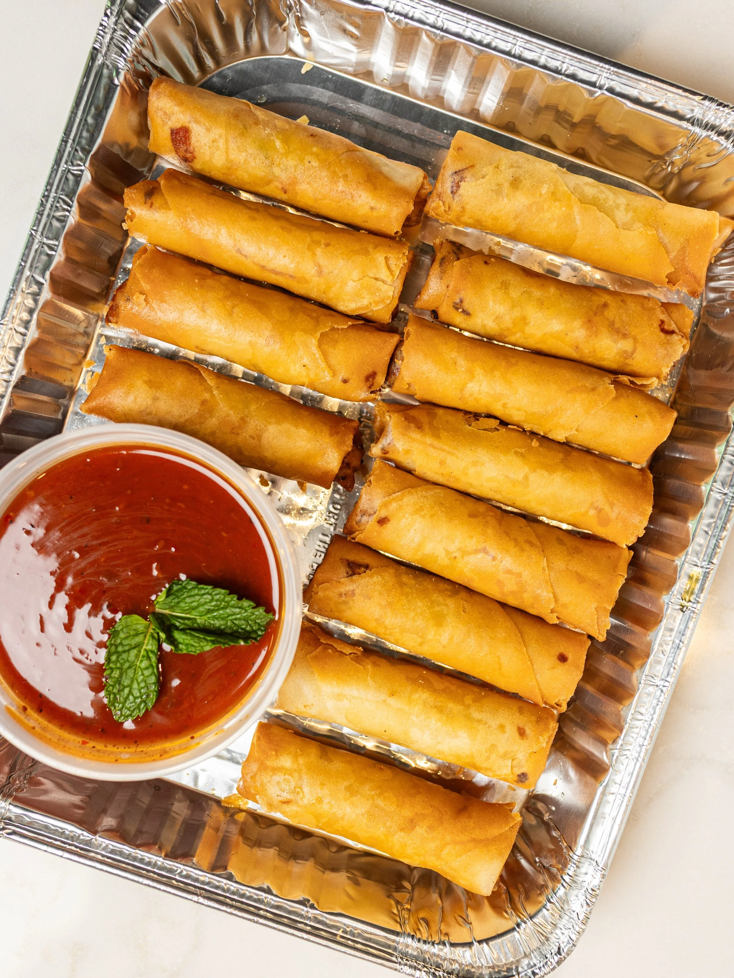 We like the way you roll! (where&rsquo;s the egg roll emoji when you need one? 🤷🏻&zwj;♀️)

#buddhabowlsandrolls #ilikethewayyouroll #nationaleggrollday #eggrolls #catering