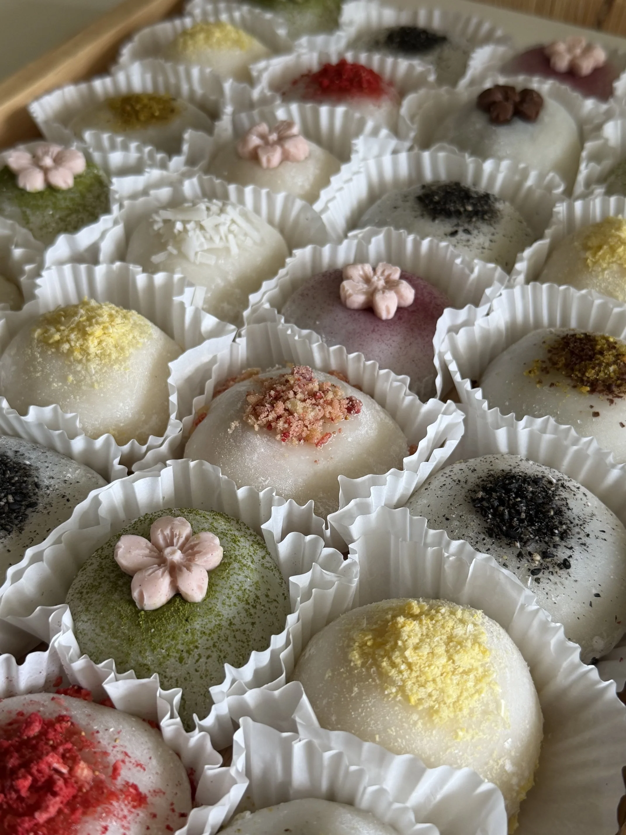 Mochi from Sugar Flour and Milk