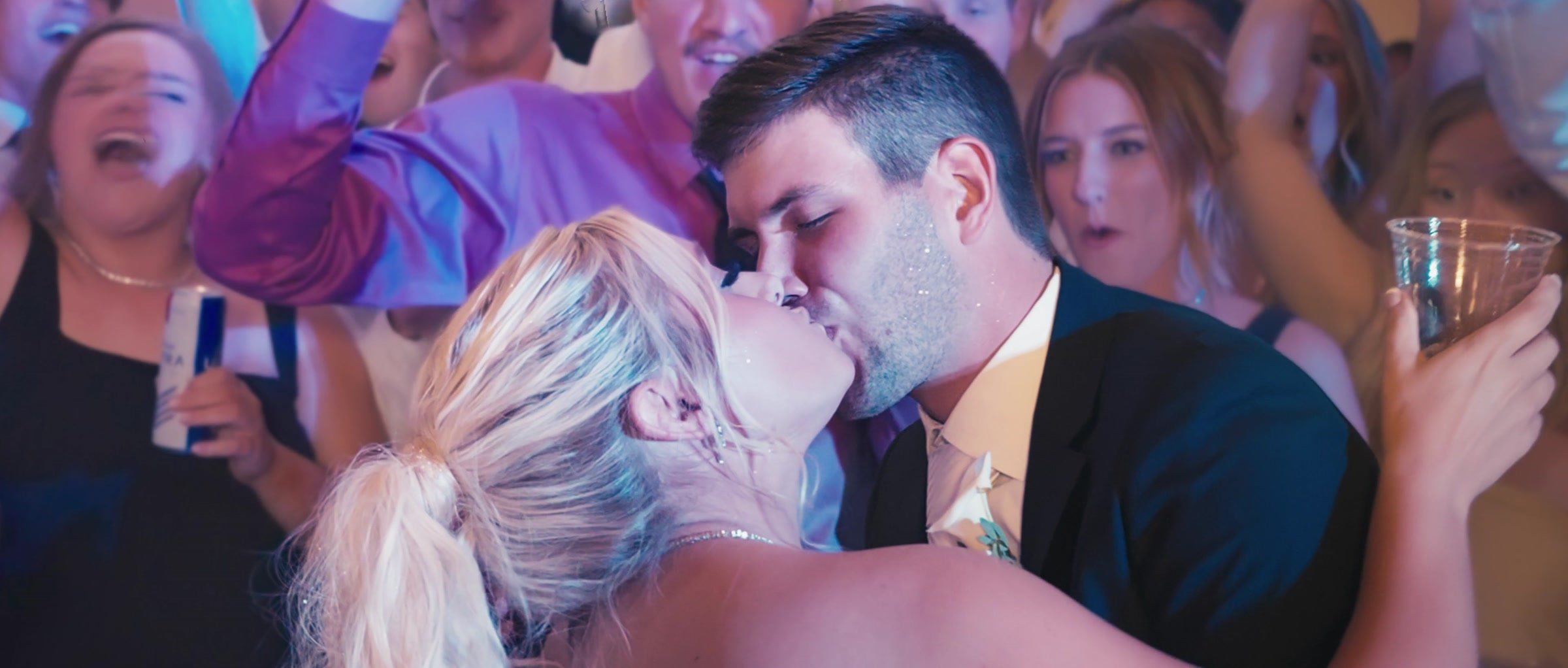 20-kylie-chase-reception-kiss-lincoln-nebraska.jpg