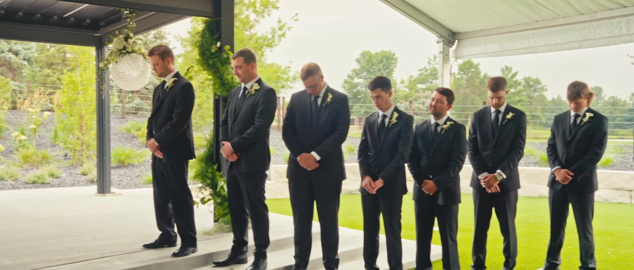 39-family-prayer-outdoor-wedding-ceremony.jpg