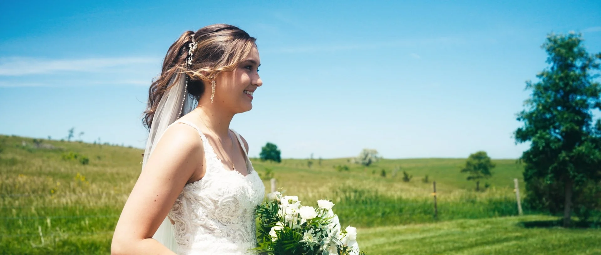 hartington-nebraska-nissen-family-vineyard-wedding-first-look-approach-01.jpg