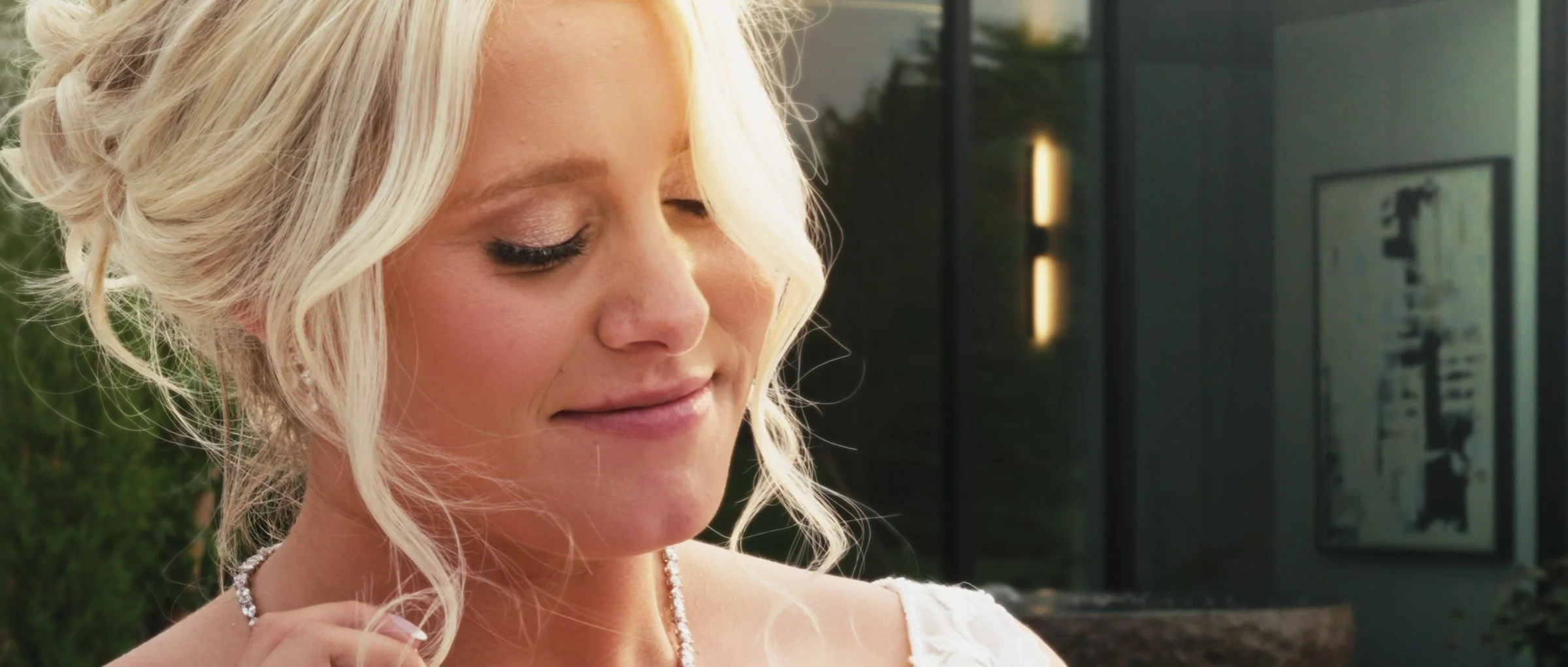 04-kylie-bridal-portrait-venue-5-twenty-two.jpg