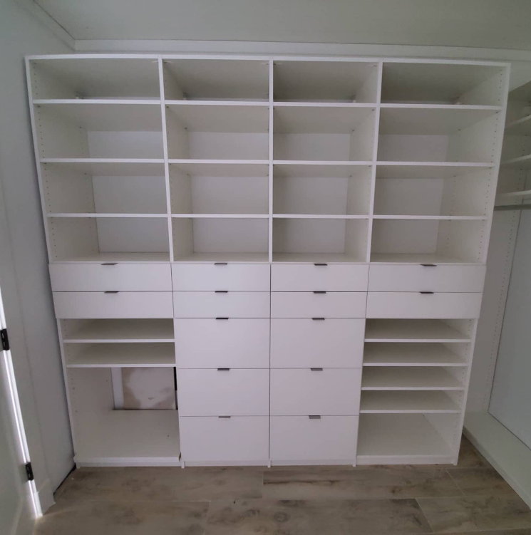 Smart Layout Ideas for Reach-in Closets
