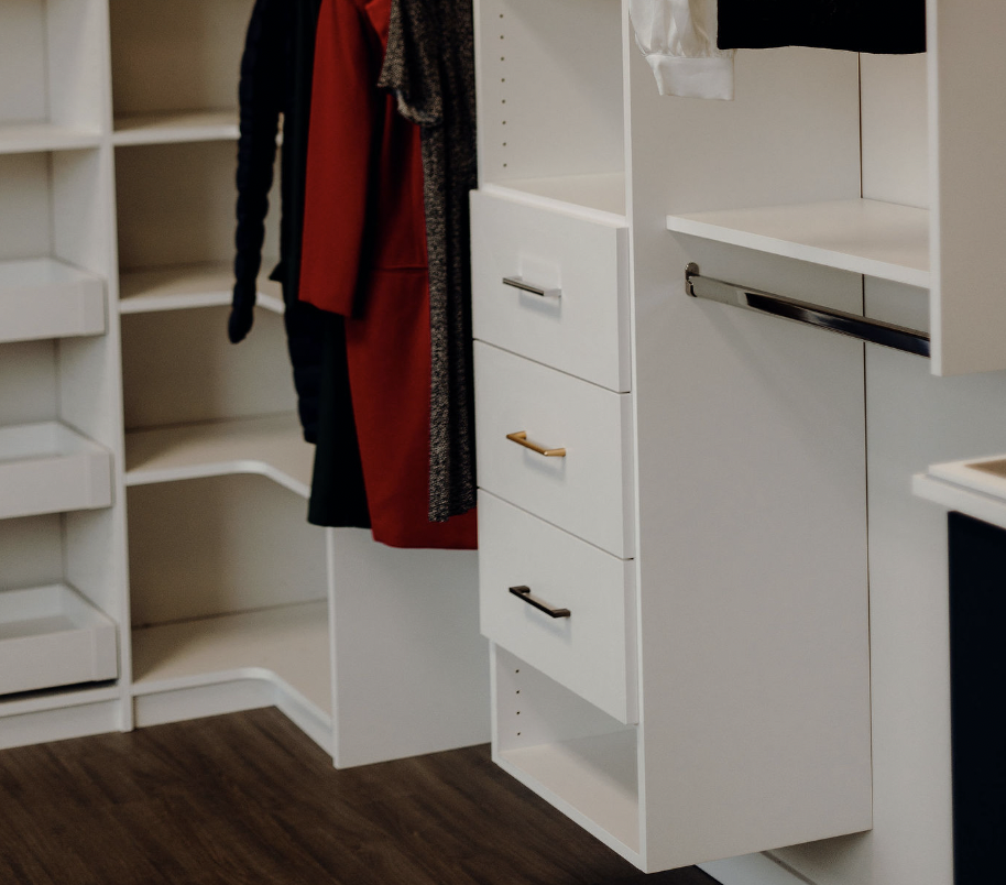 Custom Walk-in Closets in Vancouver