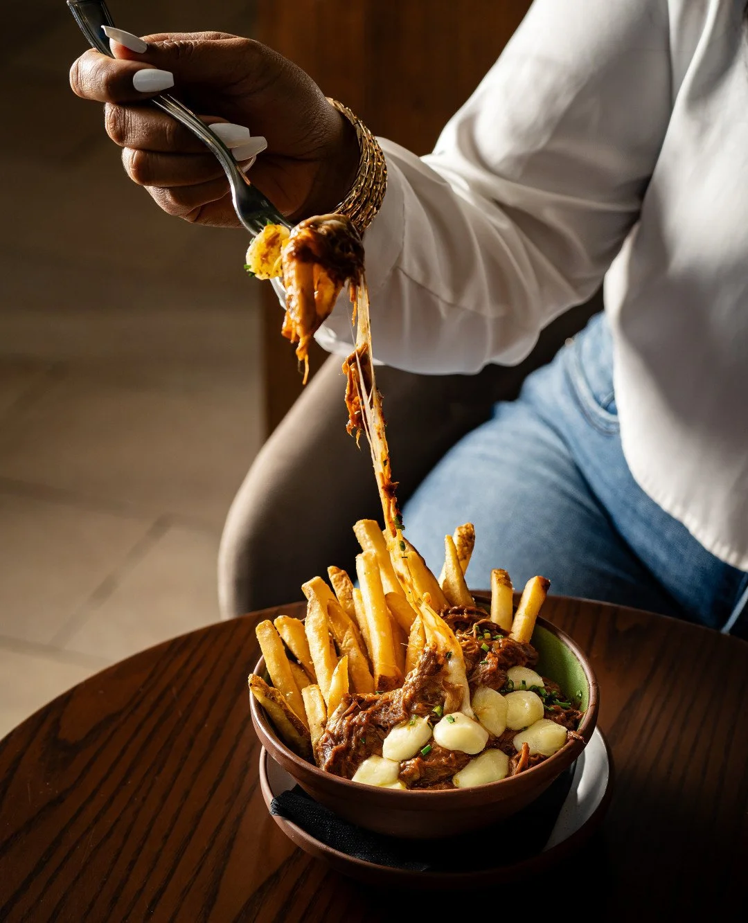 What do our Broad Street Wagyu Poutine, Fatal Cure, Virginia Boiled Peanut Hummus, Wine by the Glass, and Jeffersonian Turf Sliders have in common? They&rsquo;re all featured on our Happy Hour menu! 🍷✨ Join us Sunday through Thursday from 7&ndash;9 