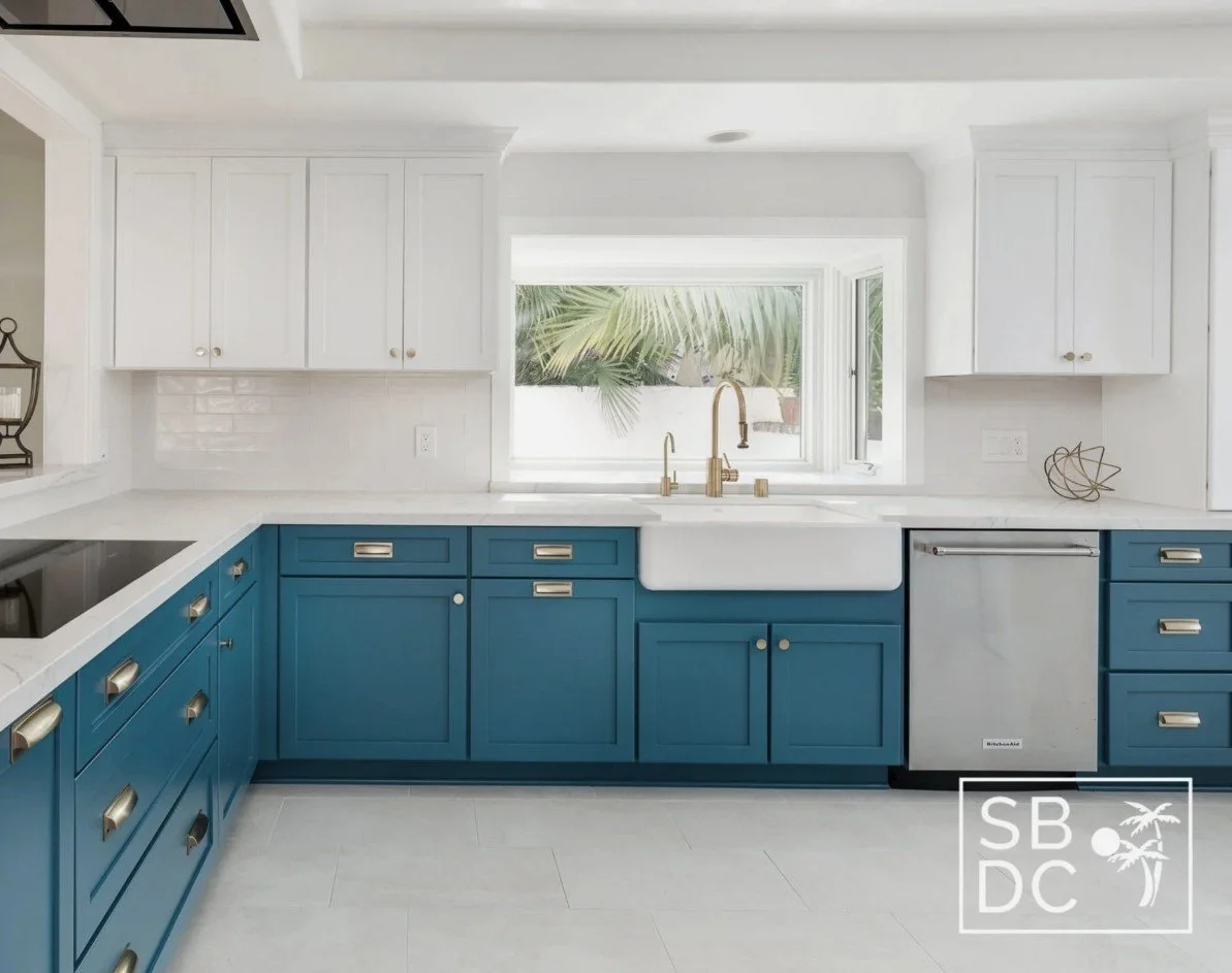 Best Color Palettes for Kitchens in Coastal California Homes