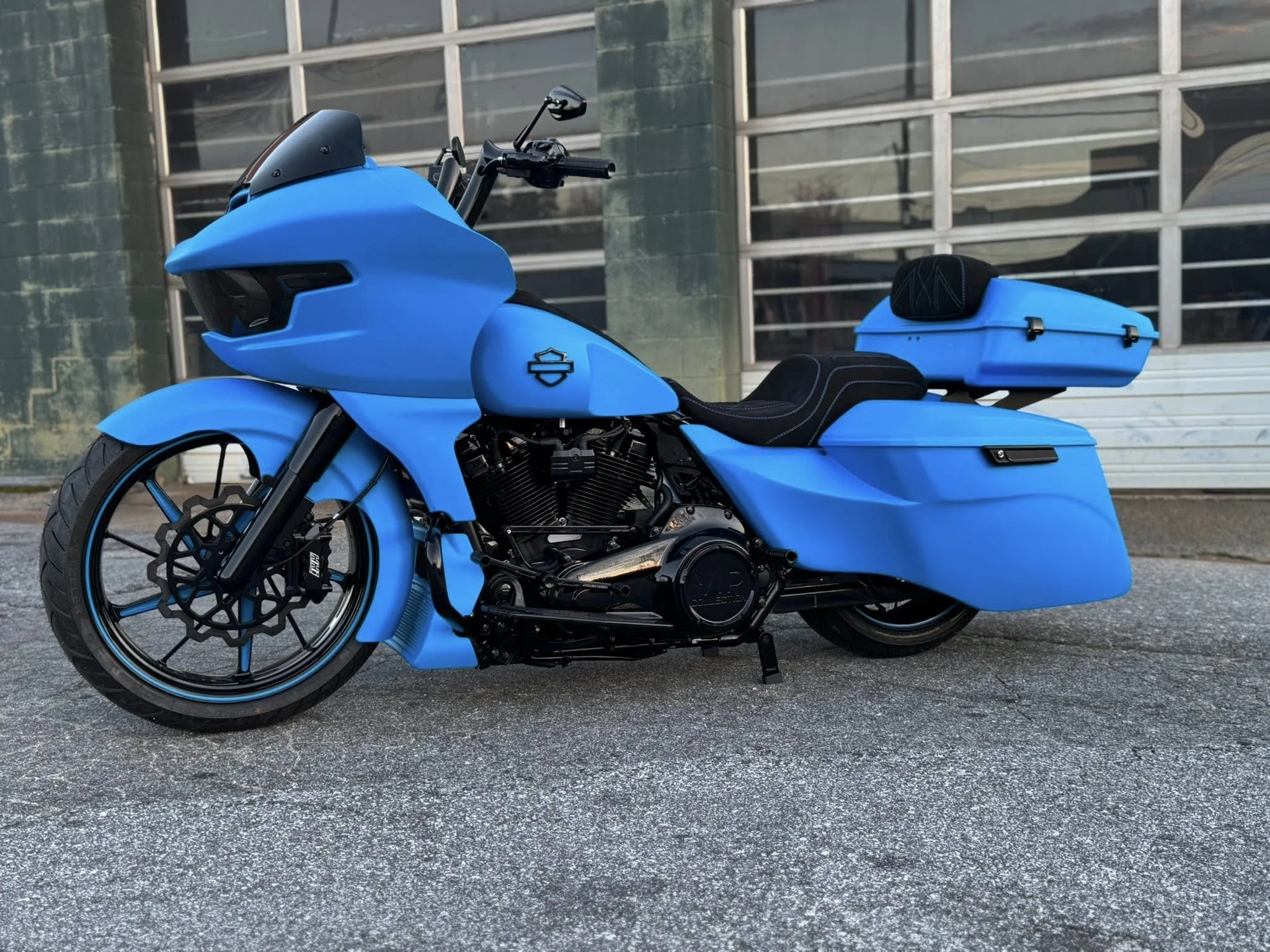 2025 VIP 21" Fat Tire Road Glide