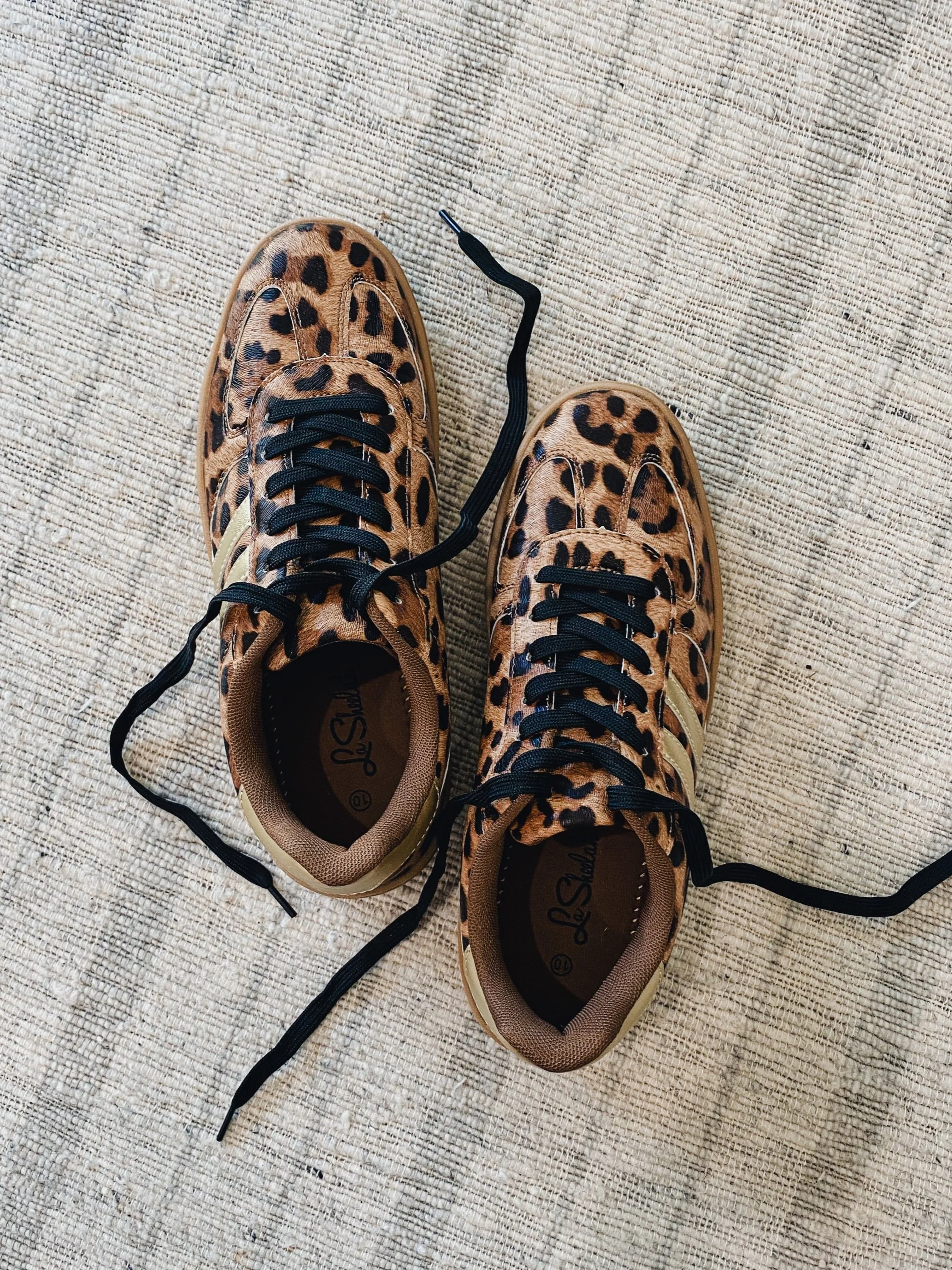 Leopard Affair Tennies