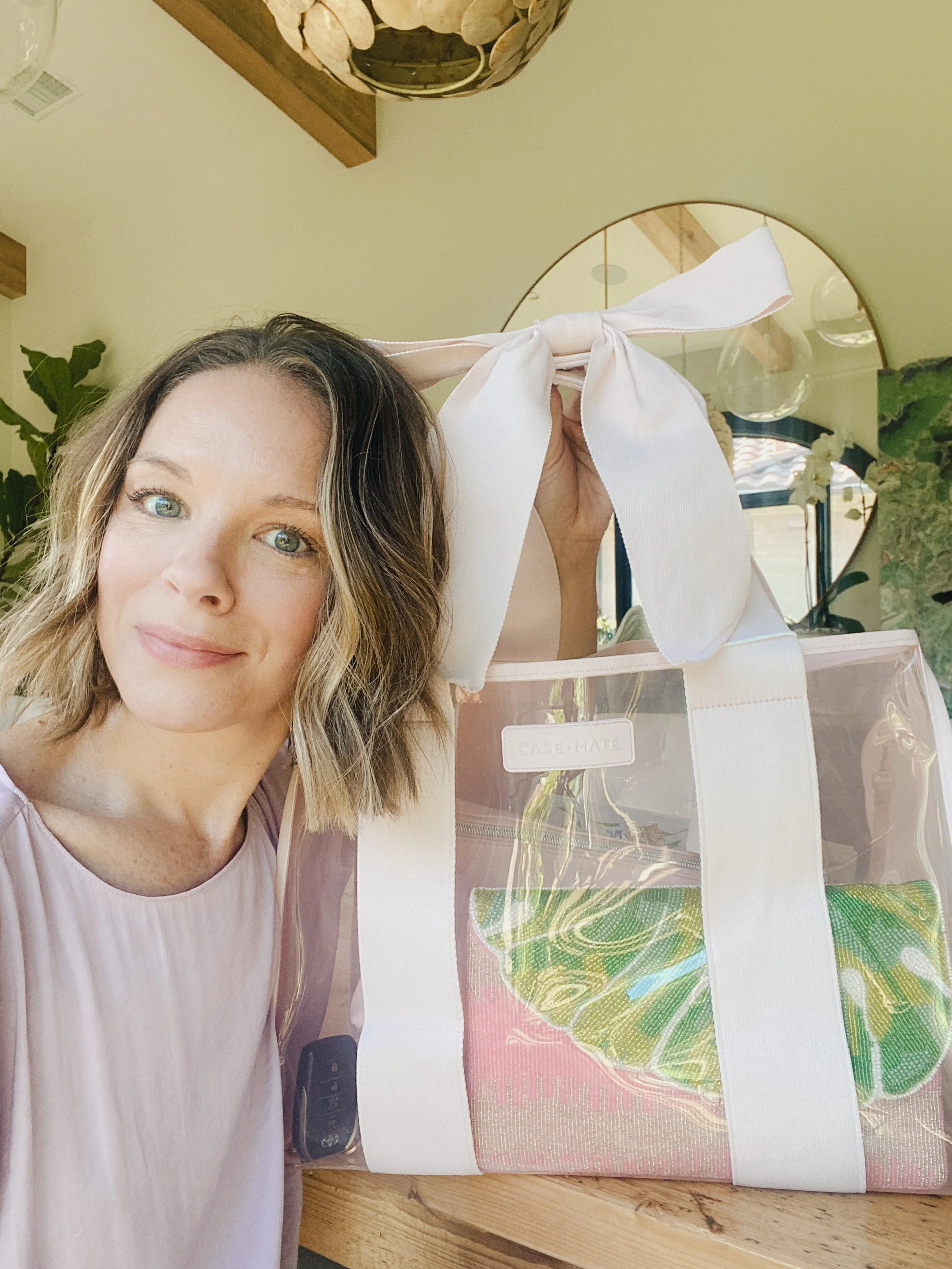 Case Mate Clear Tote