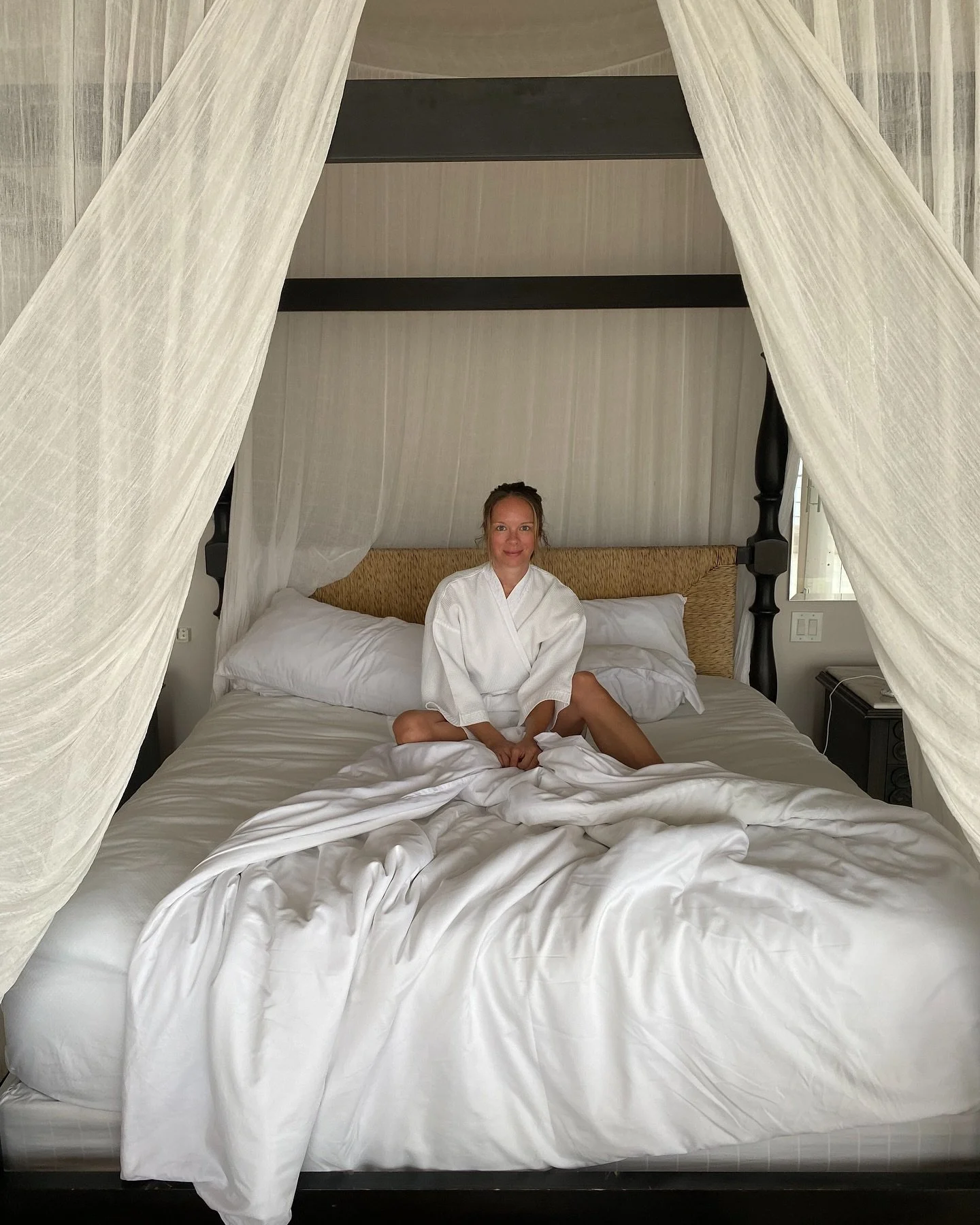 Vacation vibes loading on the blog today. ☀️ https://www.laurenpalmermedia.com/blog/live-like-youre-on-vacation #vacationvibes #vacaylife #happiness #blogpost #girlythings #travels #puertavallarta
