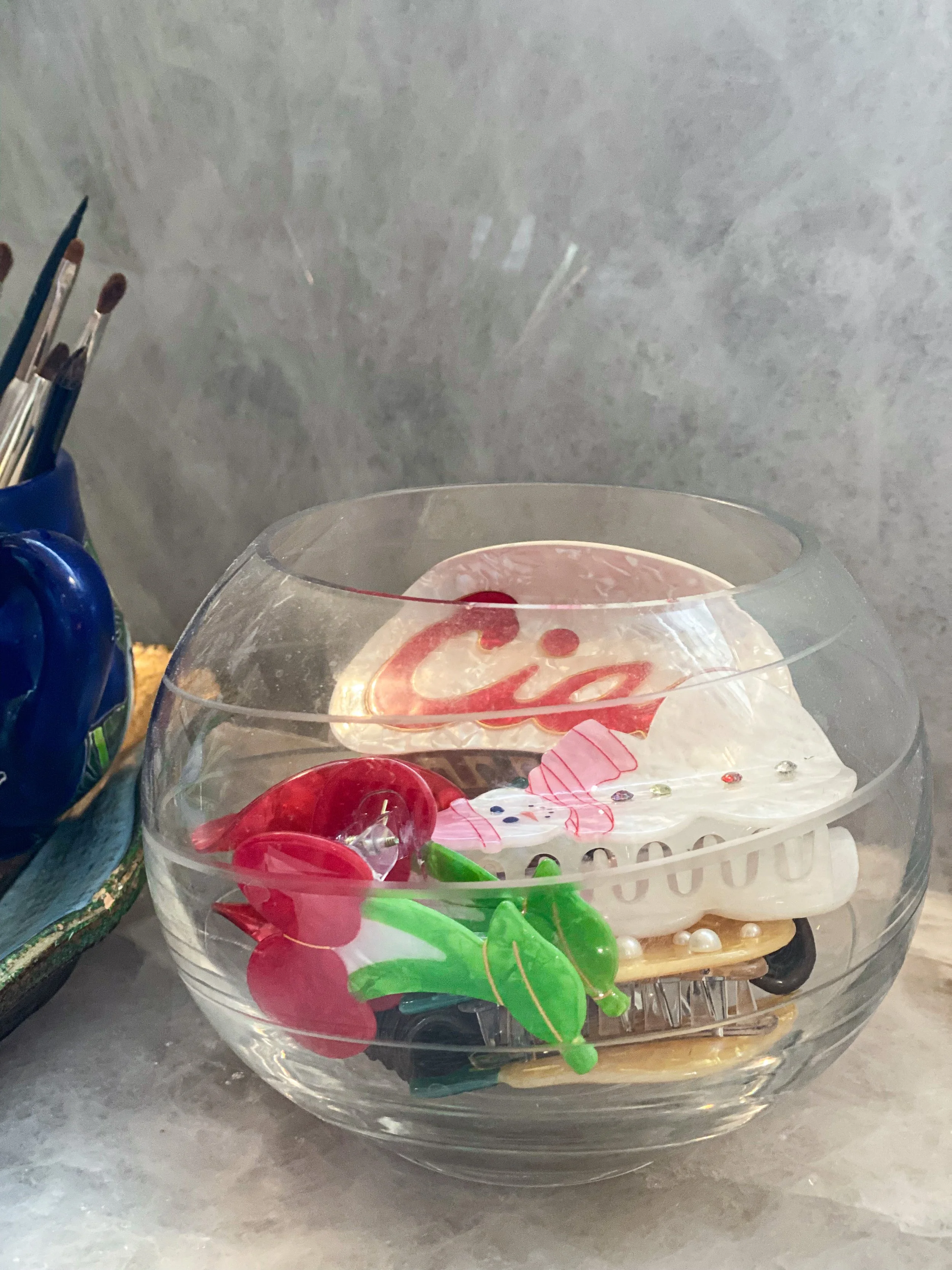 claw clips in a crystal bowl