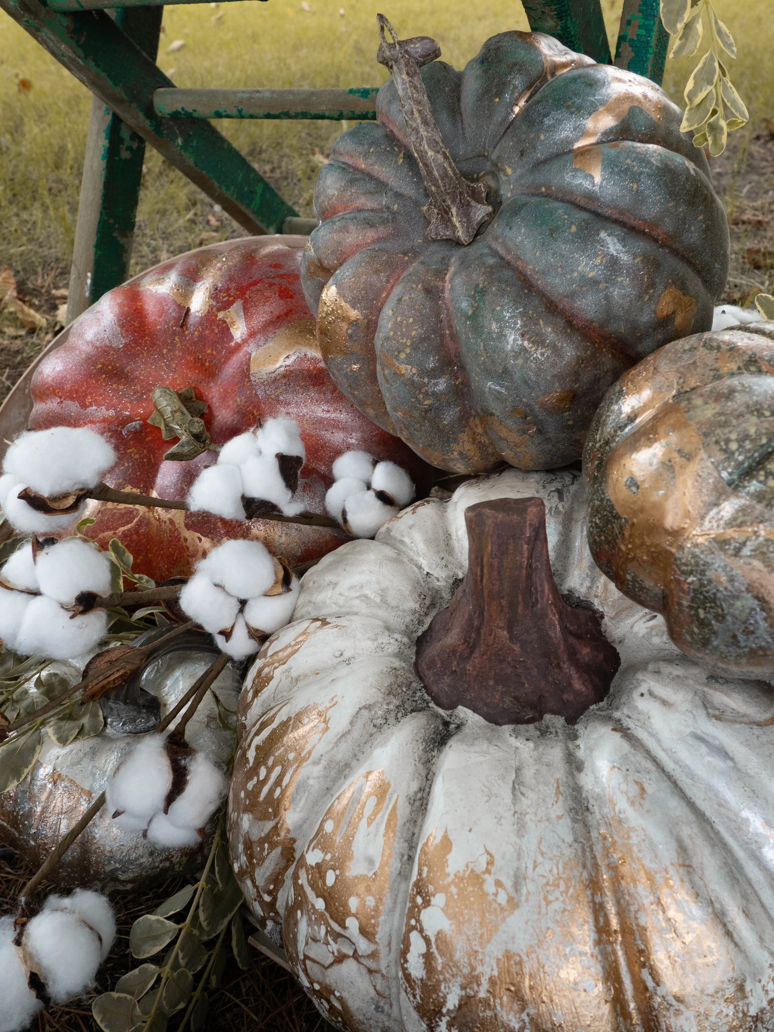 gilded_pumpkins-2.jpg