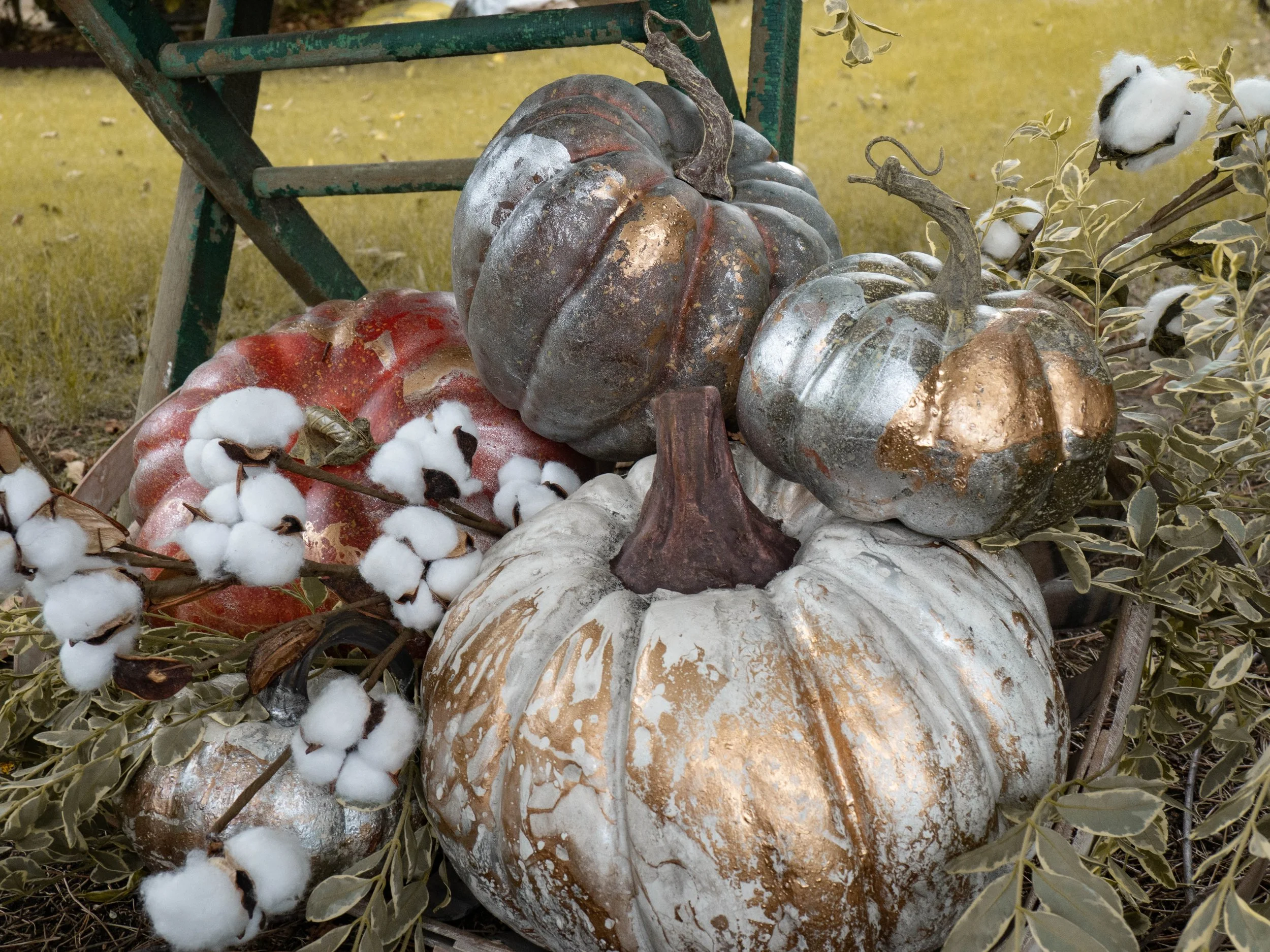 gilded_pumpkins-1.jpg