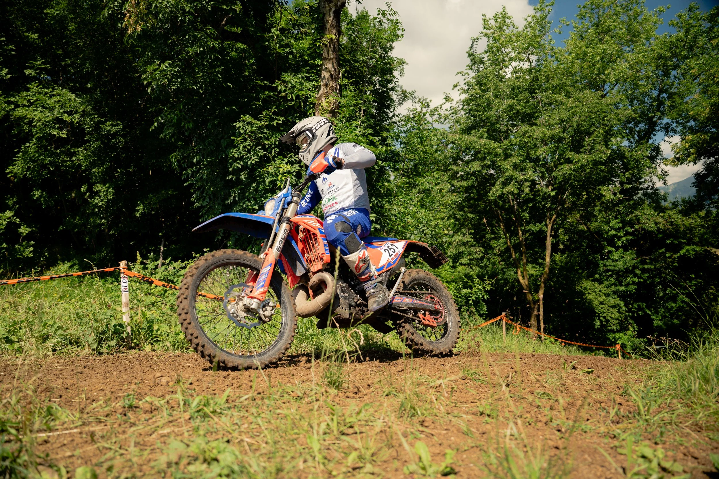 Moto_2-20.jpg