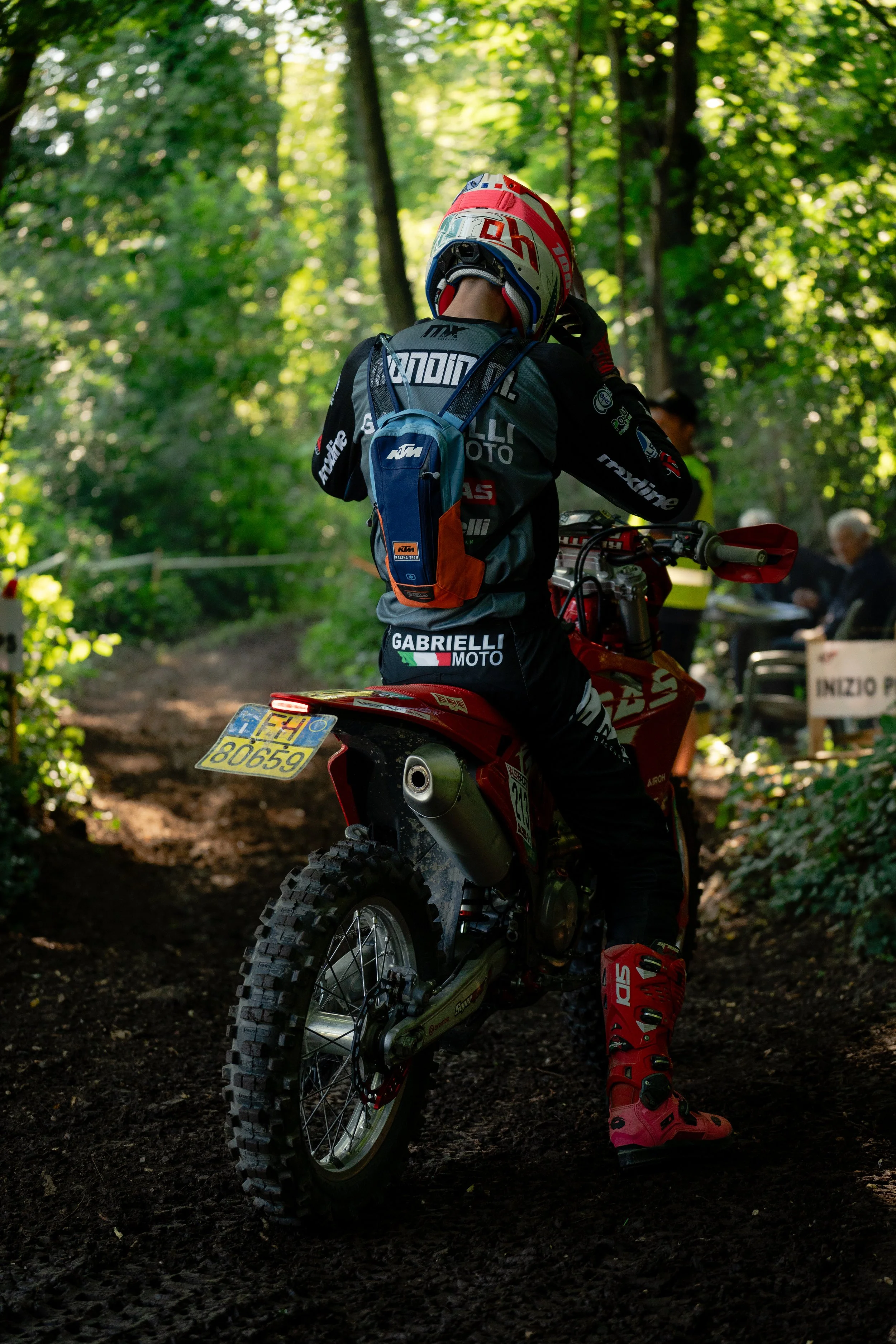 Moto_1-4.jpg