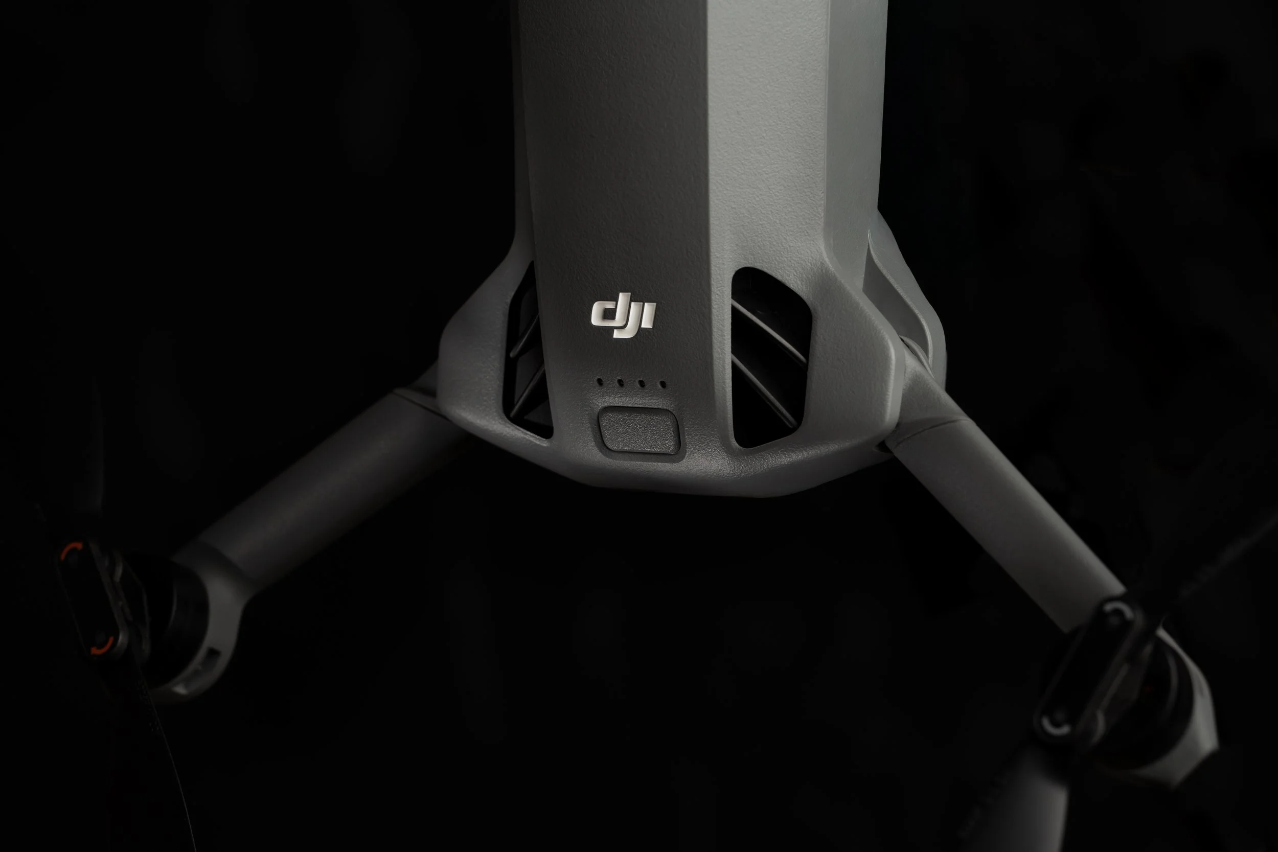 DJI_MINI_4.jpg